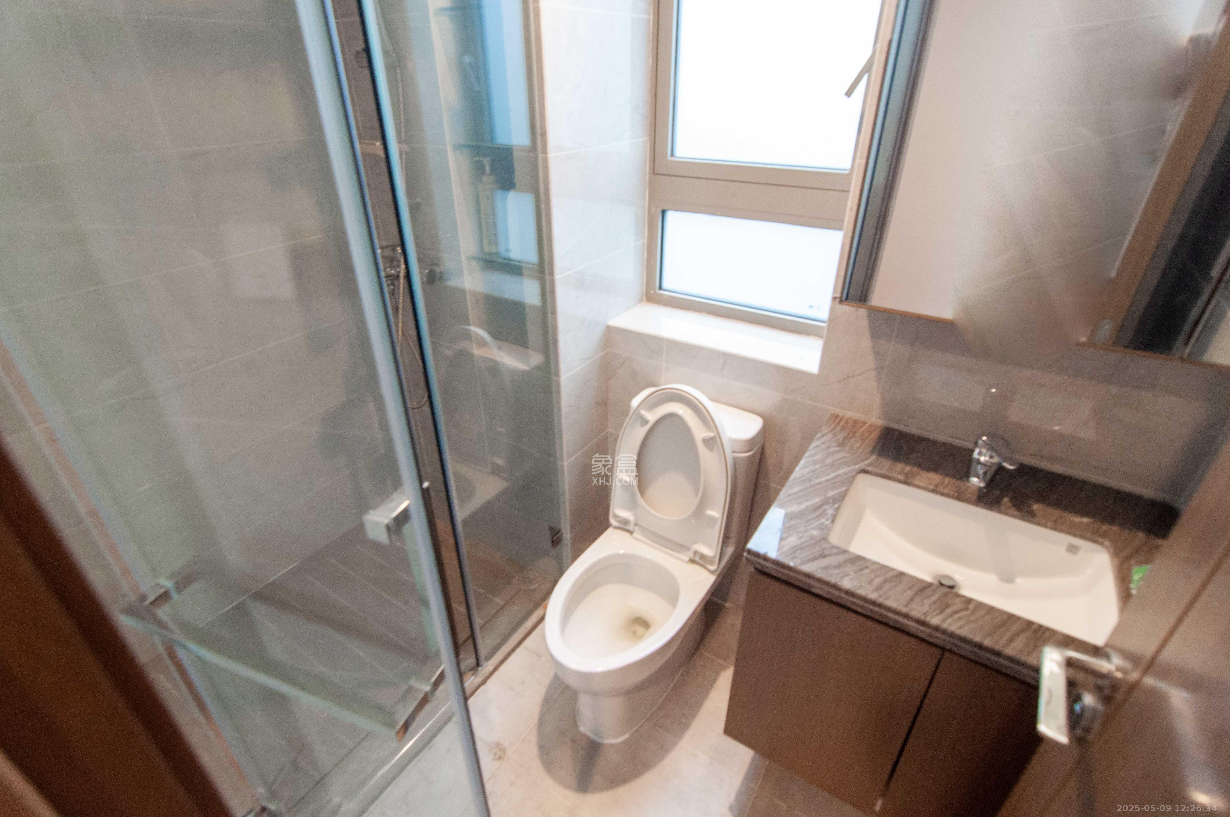 梅溪湖金茂湾  4室2厅2卫    315.0万 梅溪湖金茂湾  4室2厅2卫    315.0万卫生间