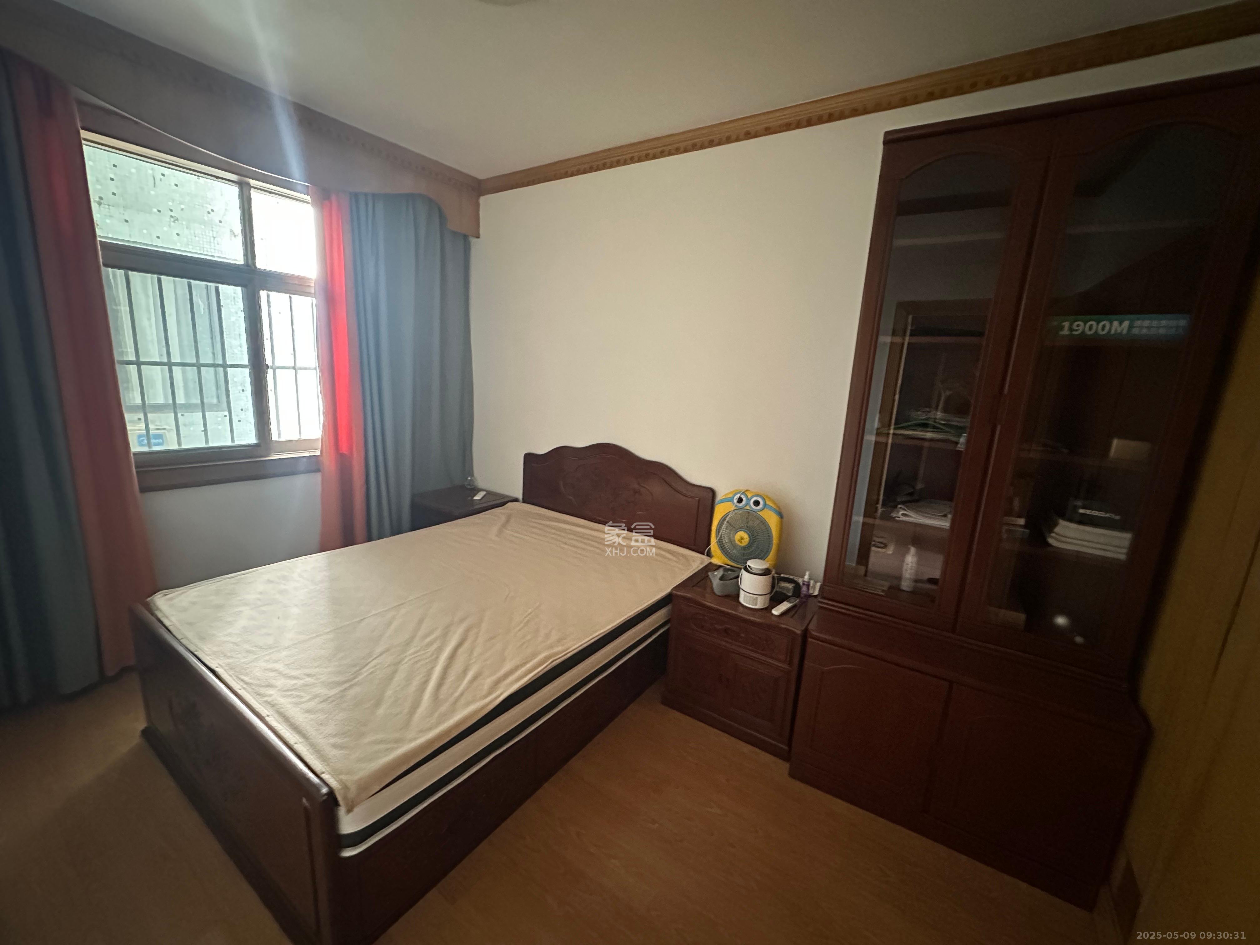 长铁高层  3室1厅1卫   2600.00元/月室内图