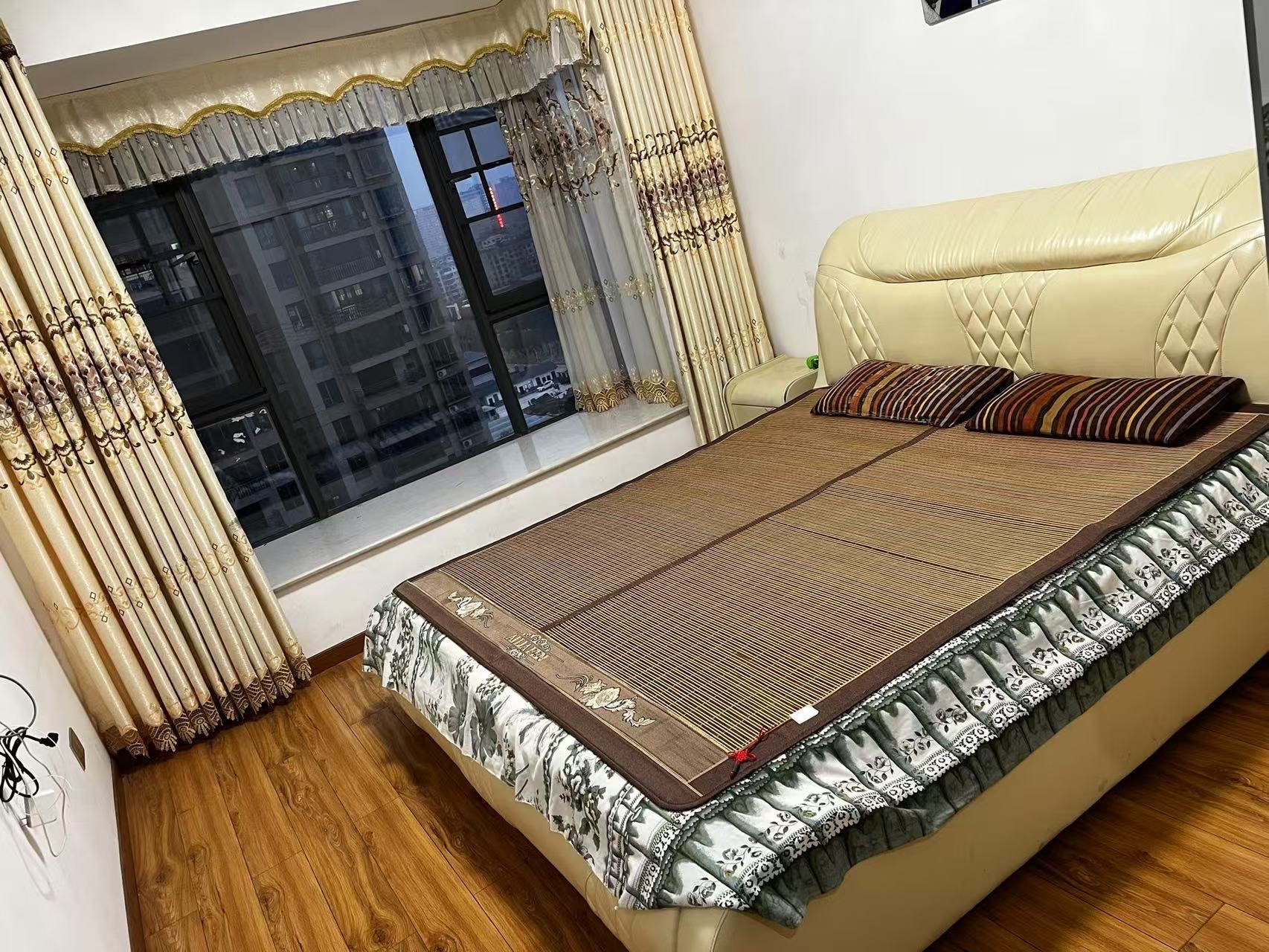 大同沁园  0室0厅0卫   2200.00元/月 大同沁园  0室0厅0卫   2200.00元/月室内图