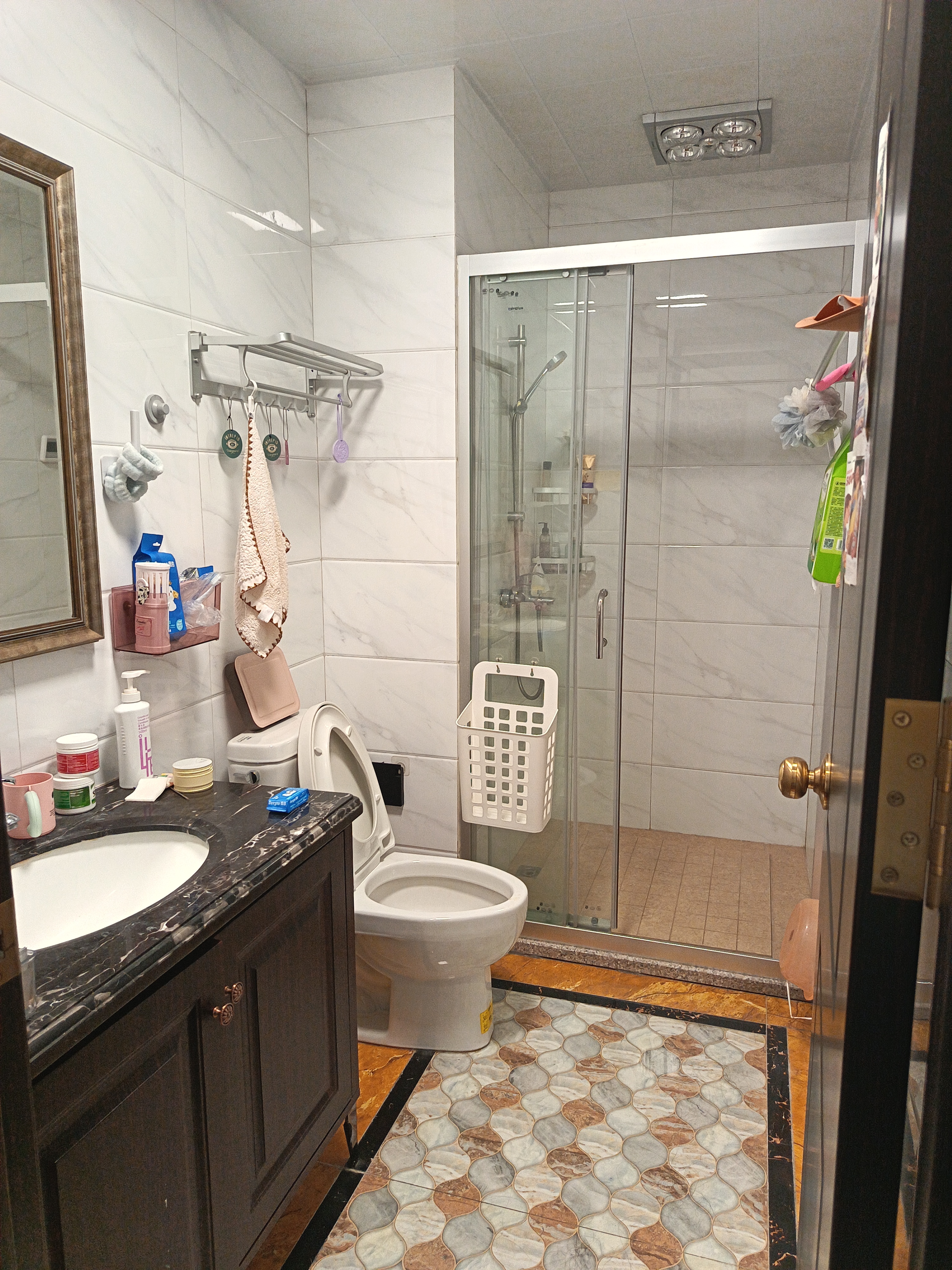 碧桂园 5室2厅4卫 3600.0元/月 碧桂园 5室2厅4卫 3600.0元/月室内图