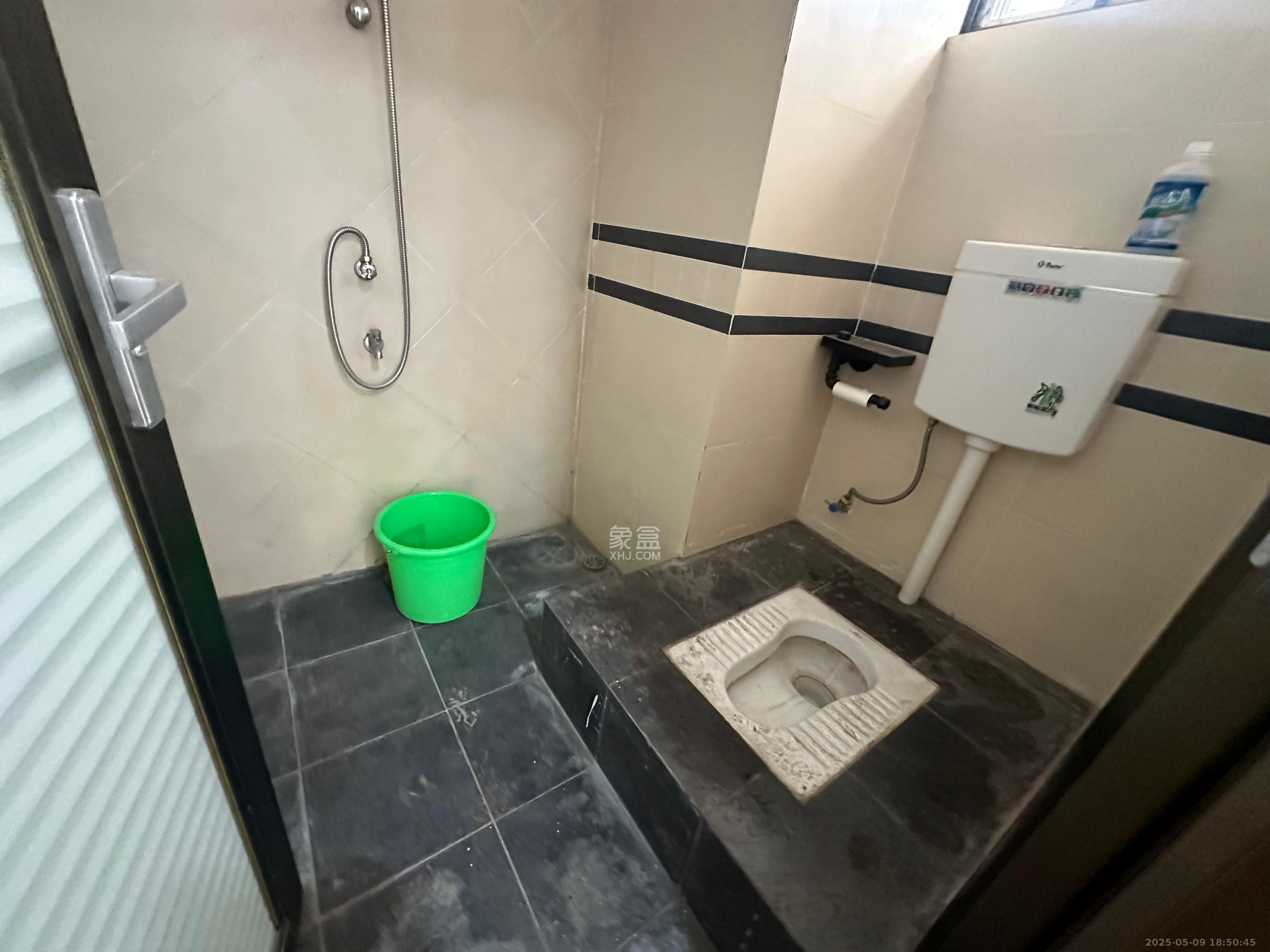 万科城 1室1厅1卫 1700.0元/月 万科城 1室1厅1卫 1700.0元/月室内图