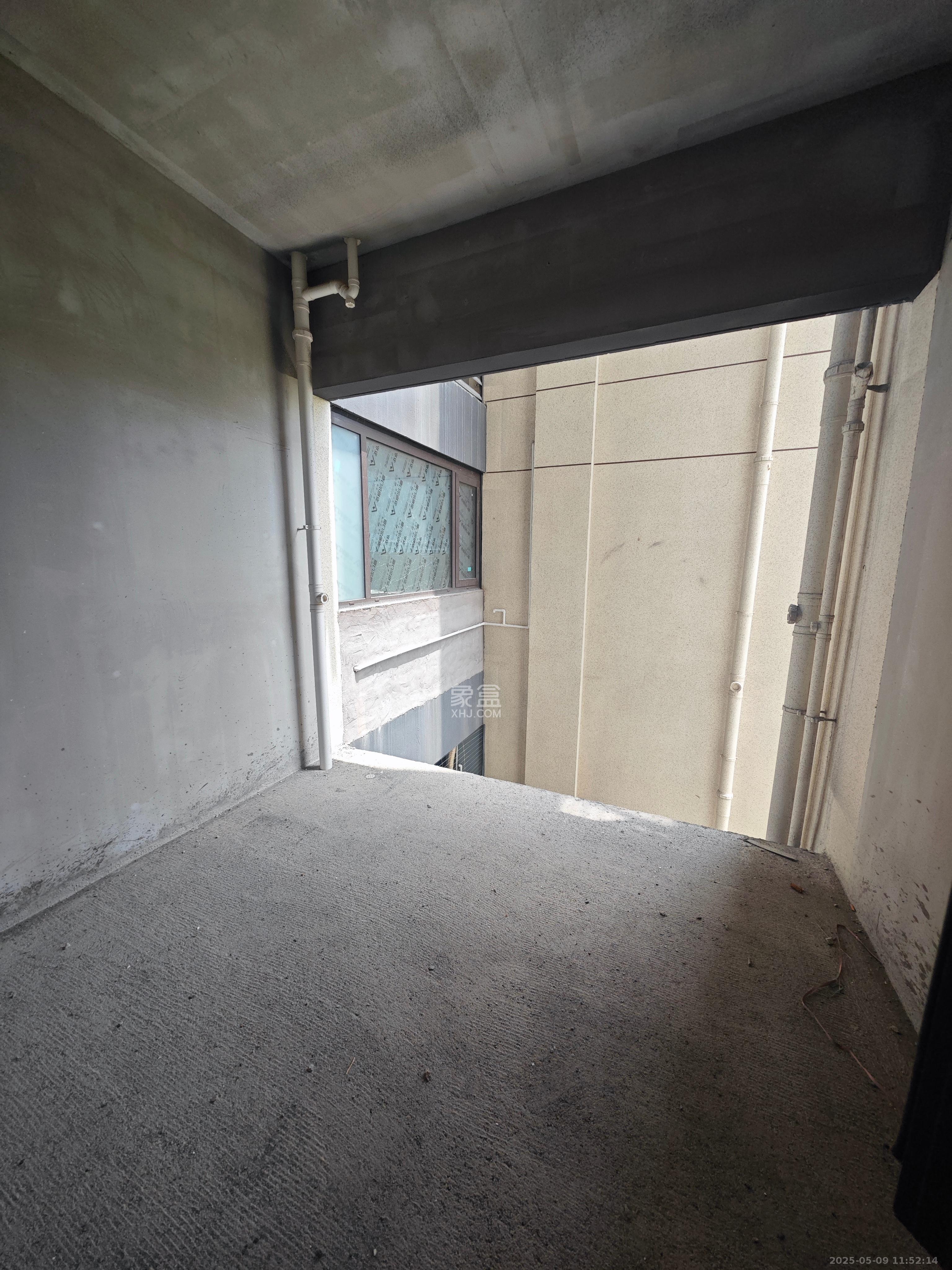 潭州壹号院  5室2厅2卫    69.3万 潭州壹号院  5室2厅2卫    69.3万客厅