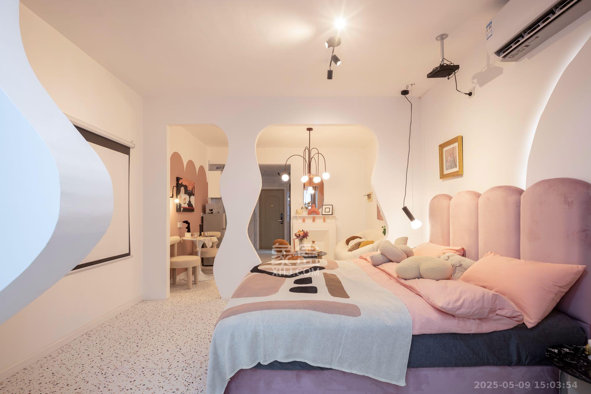 五一大道202(中环壹世界) 1室1厅1卫 2500.0元/月 五一大道202(中环壹世界) 1室1厅1卫 2500.0元/月室内图