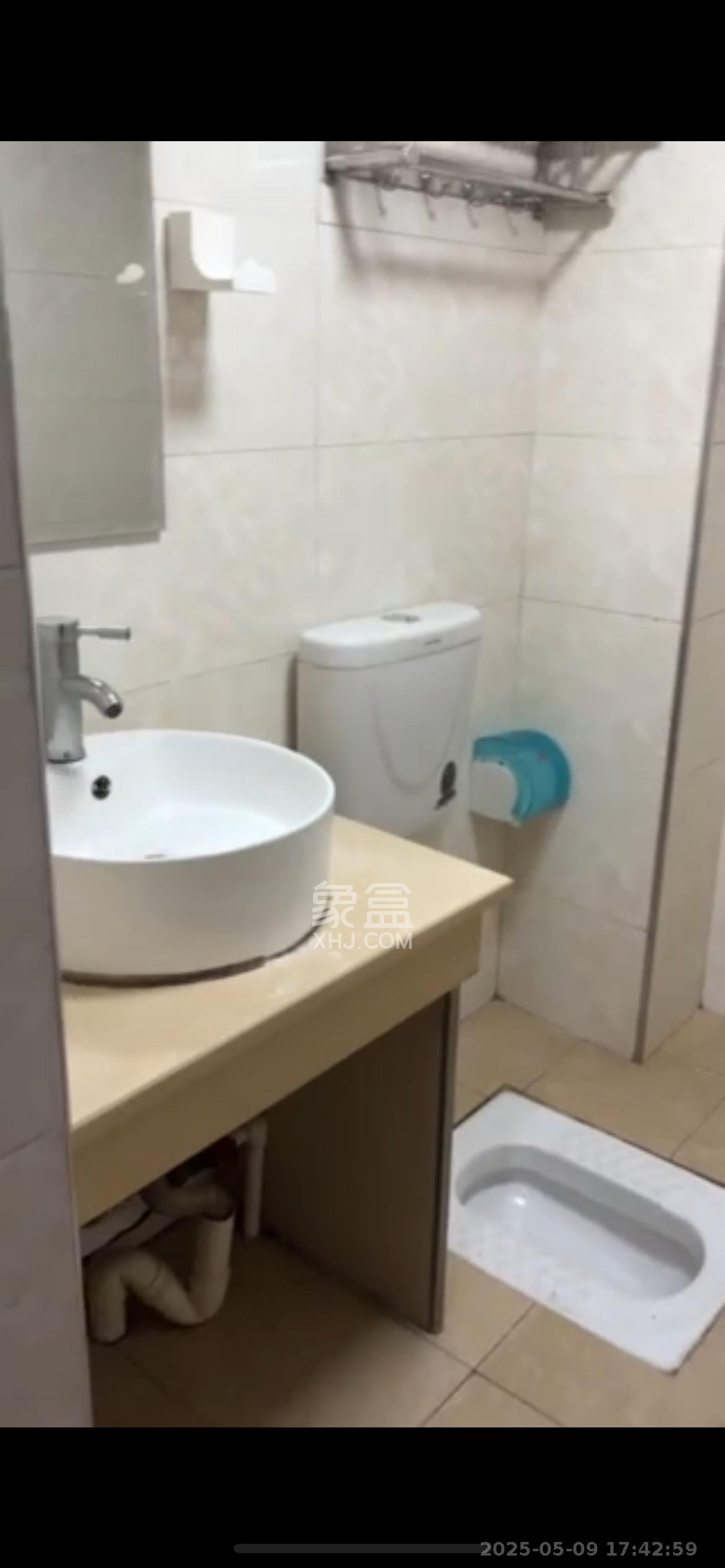 同鑫家园 1室1厅1卫 1400.0元/月 同鑫家园 1室1厅1卫 1400.0元/月室内图