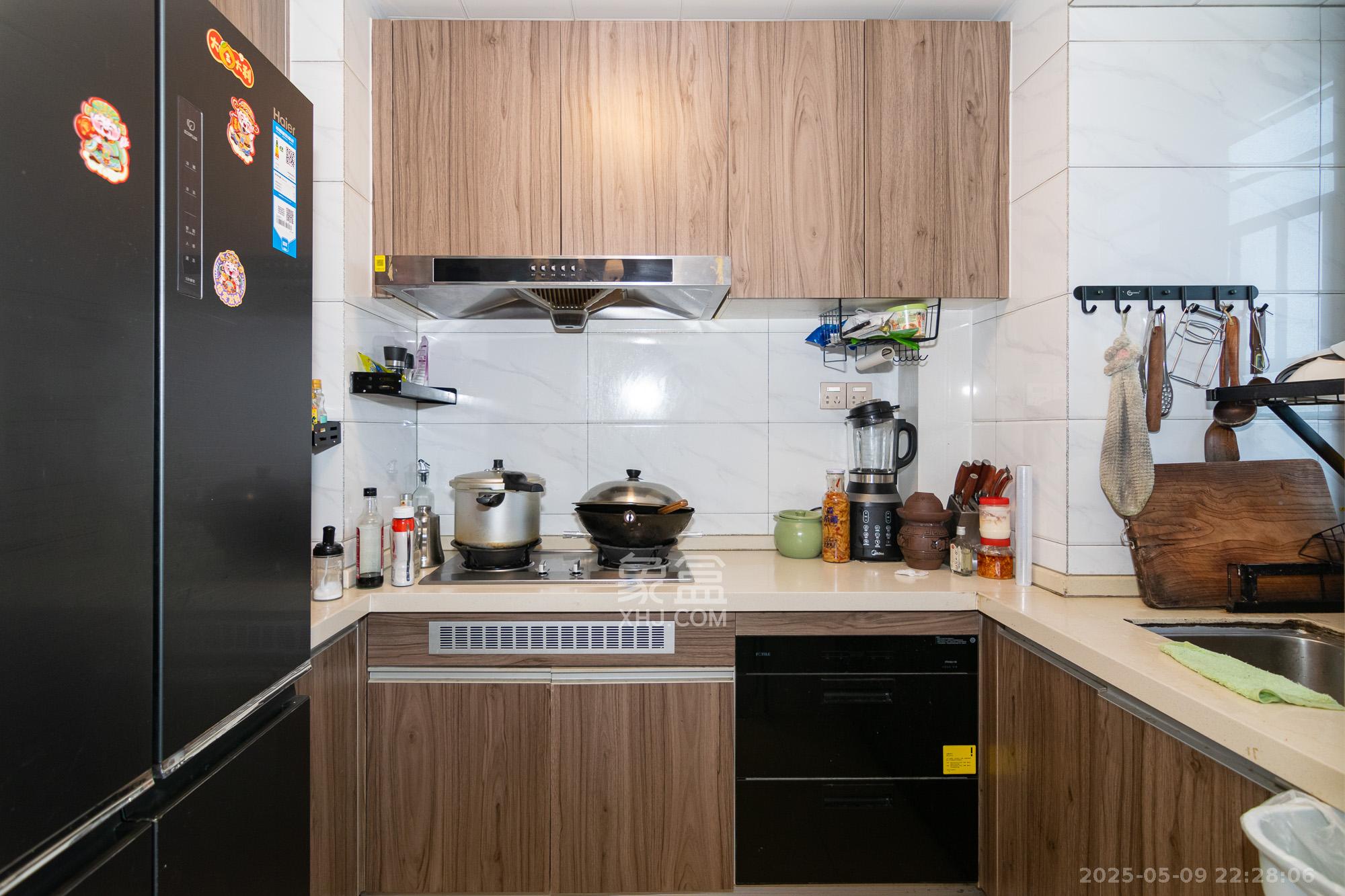 碧桂园高尔夫花园 4室2厅2卫 125.0万 碧桂园高尔夫花园 4室2厅2卫 125.0万厨房