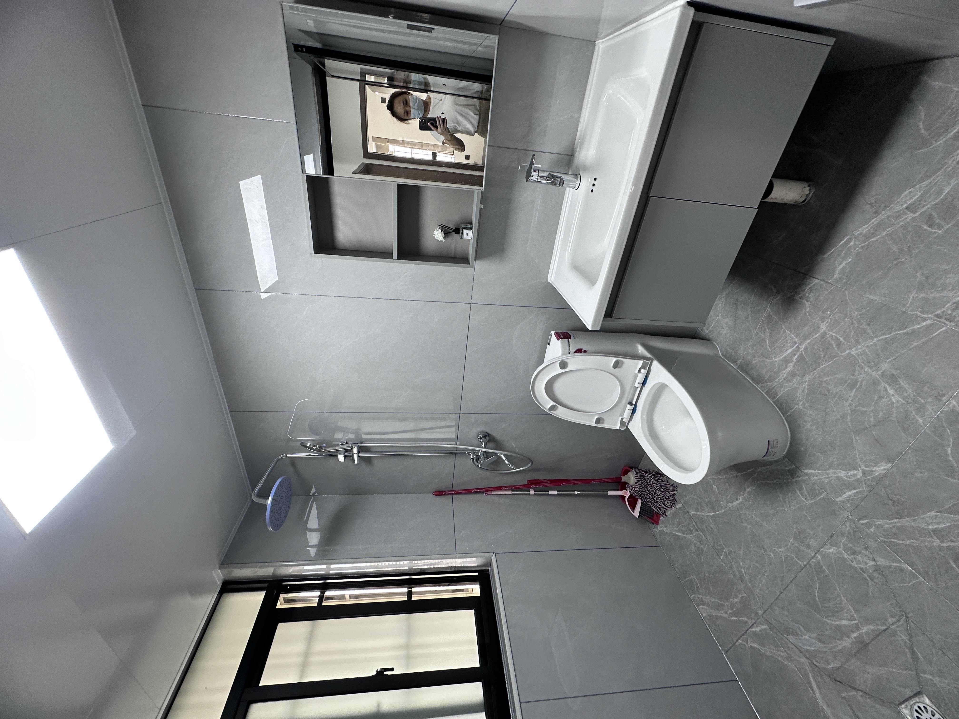 水岸阳光A小区 3室2厅1卫 103.0万 水岸阳光A小区 3室2厅1卫 103.0万客厅