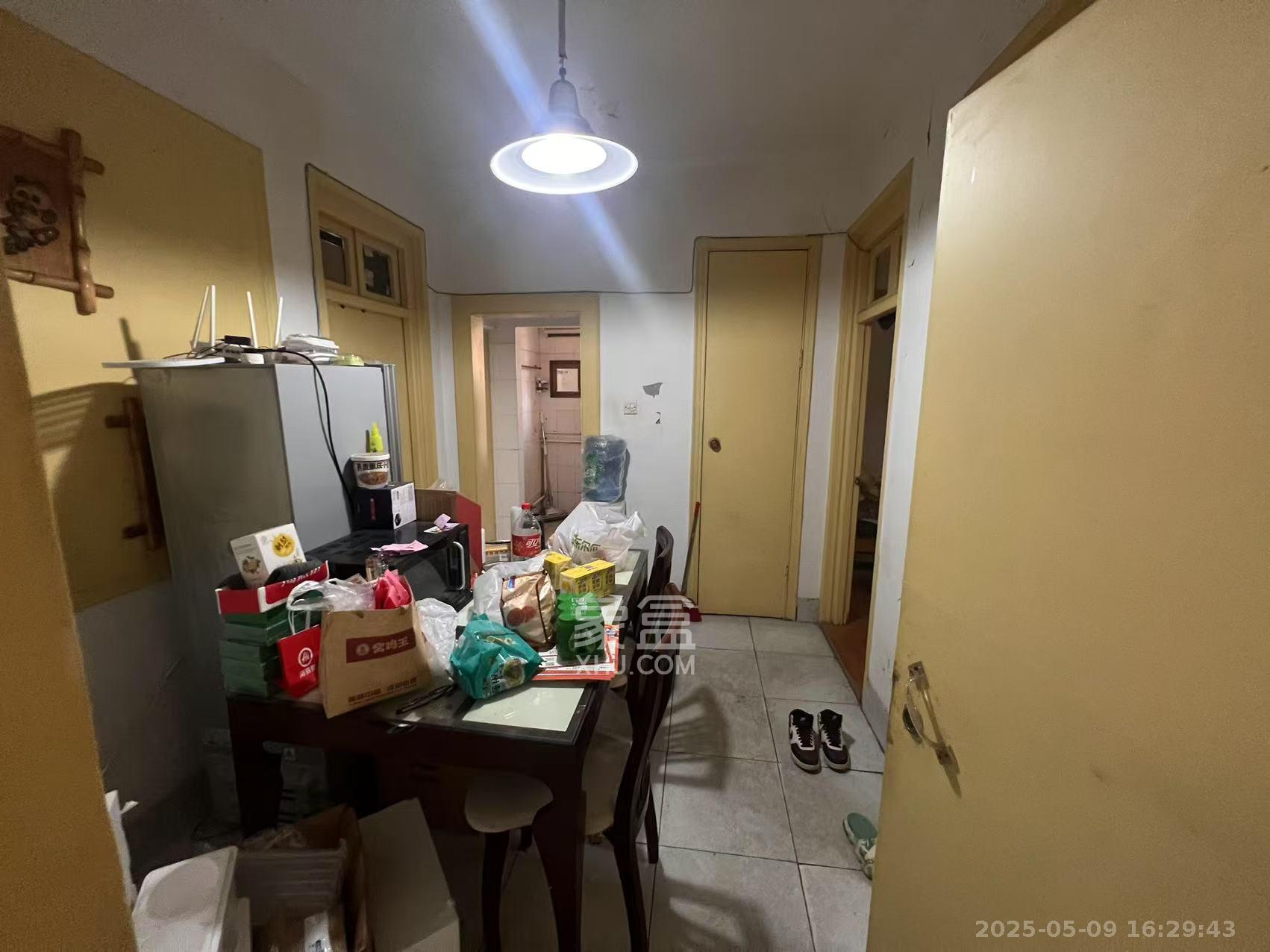 湖南大学民主村 3室2厅1卫 2200.0元/月 湖南大学民主村 3室2厅1卫 2200.0元/月室内图