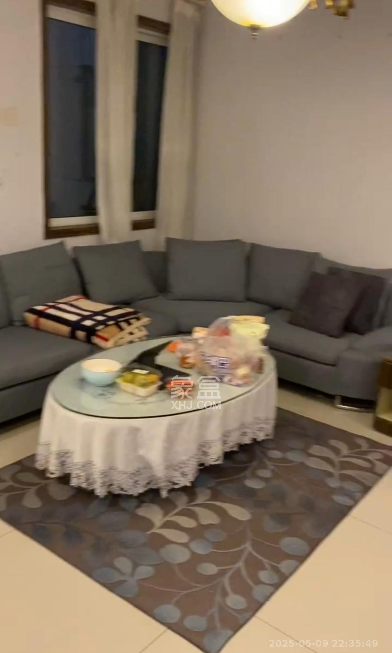 华韵07  2室1厅1卫    2500.0元/月 华韵07  2室1厅1卫    2500.0元/月