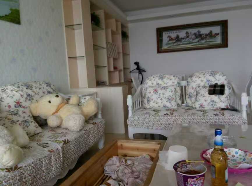 梓湖观邸  3室2厅1卫   2000.00元/月室内图