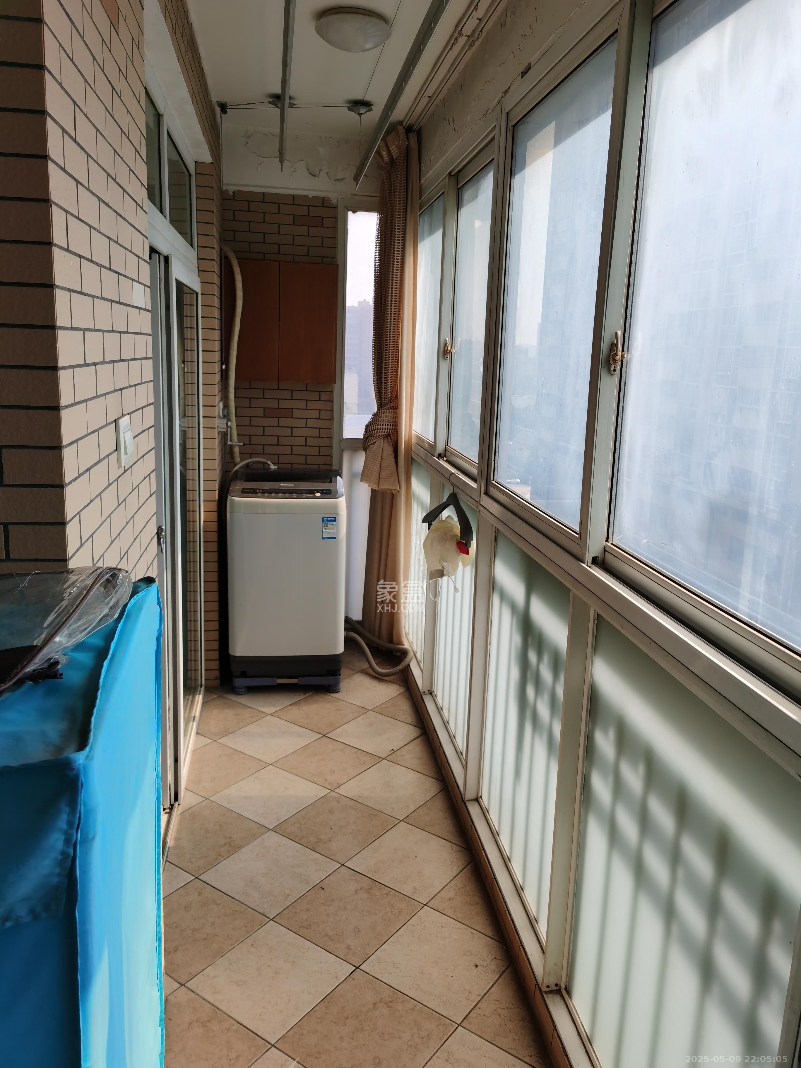 筑梦园 3室2厅2卫 2100.0元/月 筑梦园 3室2厅2卫 2100.0元/月室内图