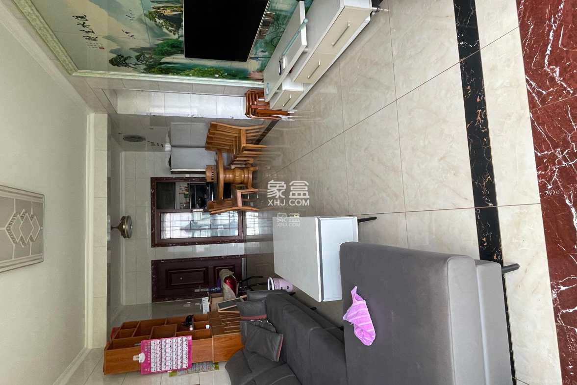 盛腾雅苑(新雅黄金苑二期) 3室2厅1卫 1800.0元/月 盛腾雅苑(新雅黄金苑二期) 3室2厅1卫 1800.0元/月室内图