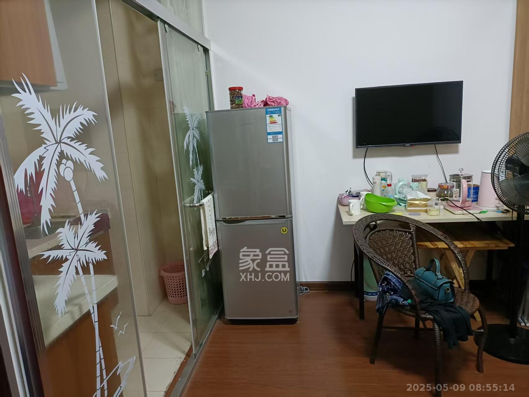 环宇天地、中海地产(中信城市广场二期) 1室1厅1卫 1200.0元/月 环宇天地、中海地产(中信城市广场二期) 1室1厅1卫 1200.0元/月室内图