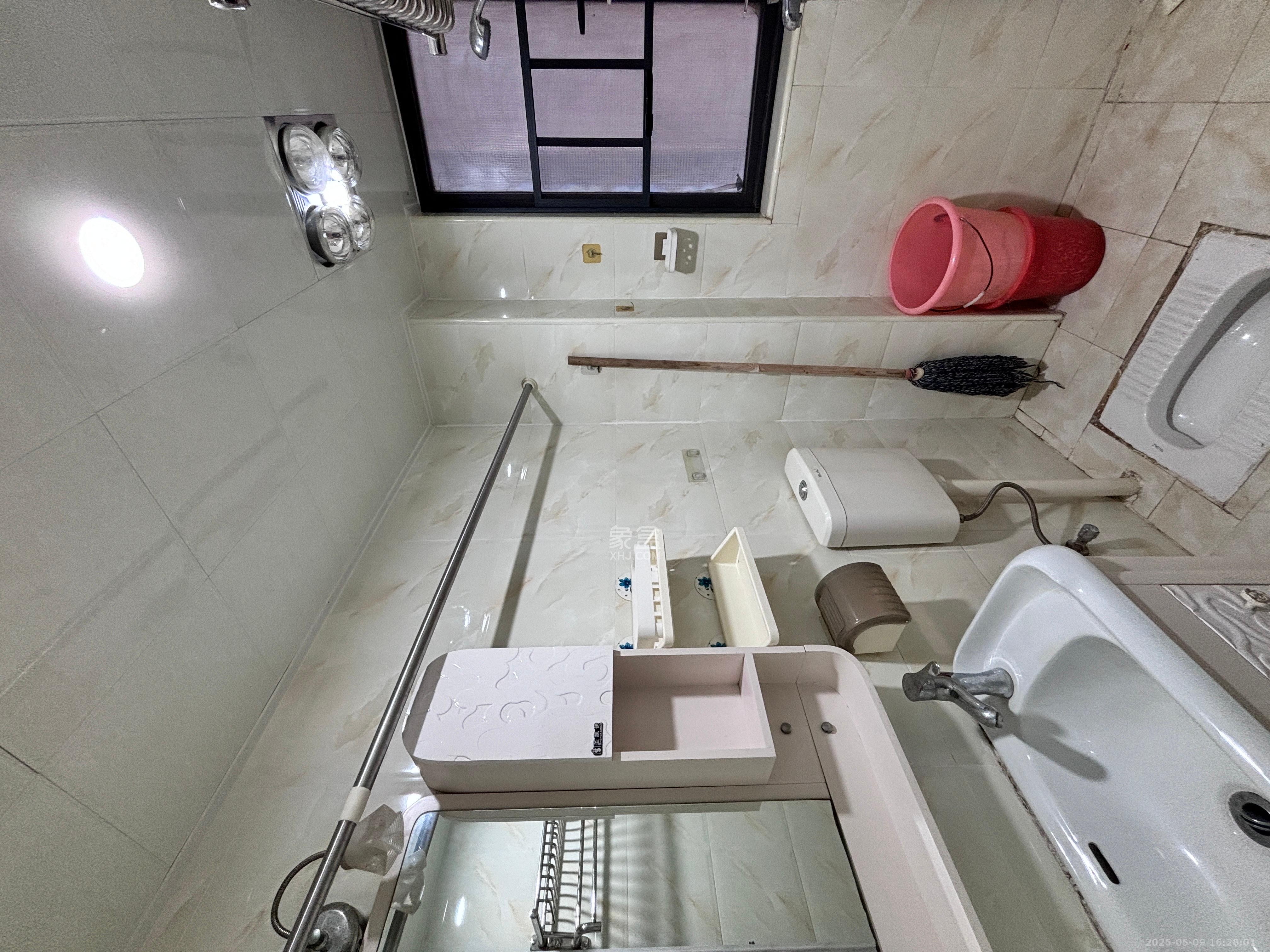 潇湘名城(新里程潇湘名城)  1室1厅1卫   1700.00元/月室内图