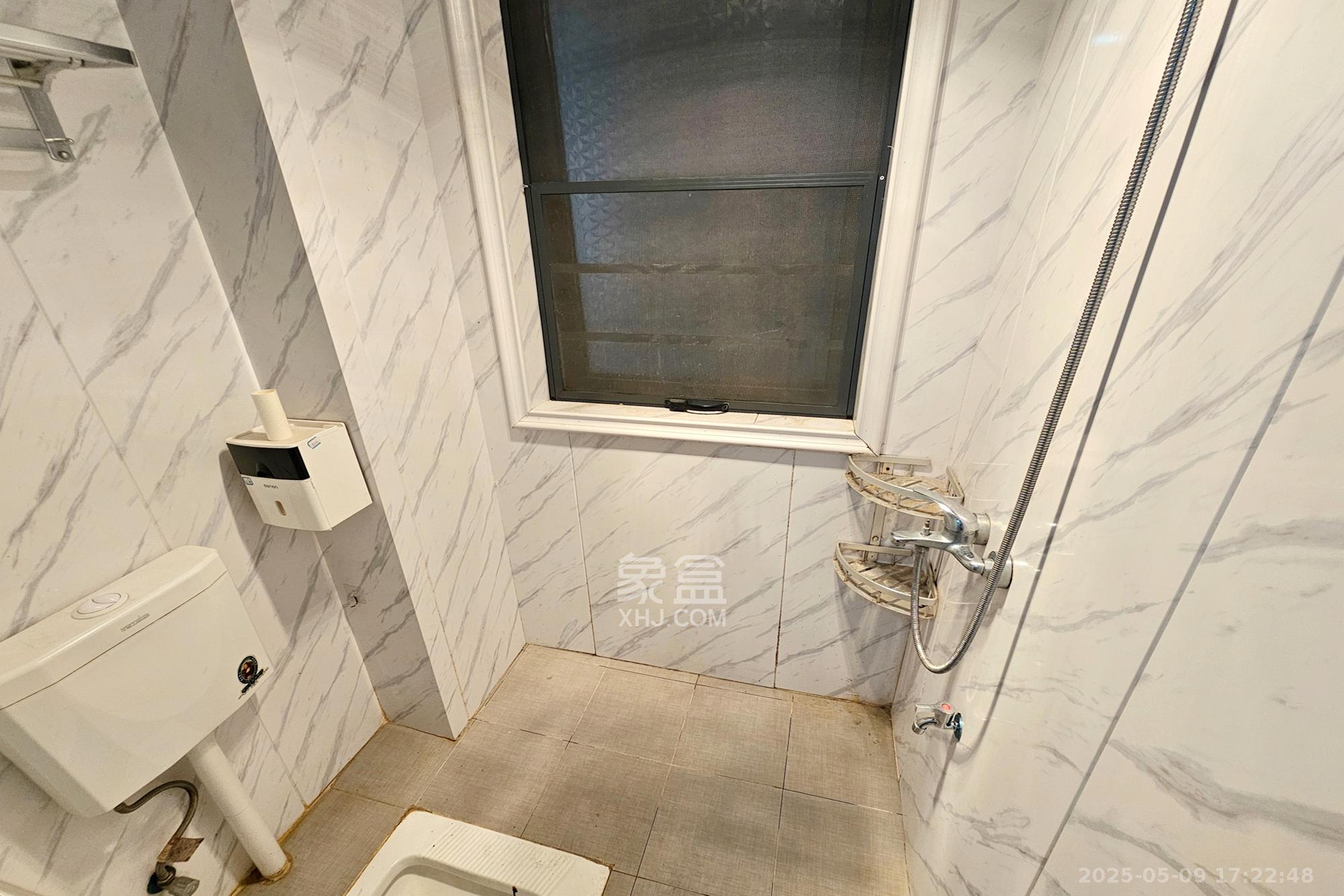 明昇壹城（明昇时代广场）一期  3室2厅1卫   145.00万卫生间