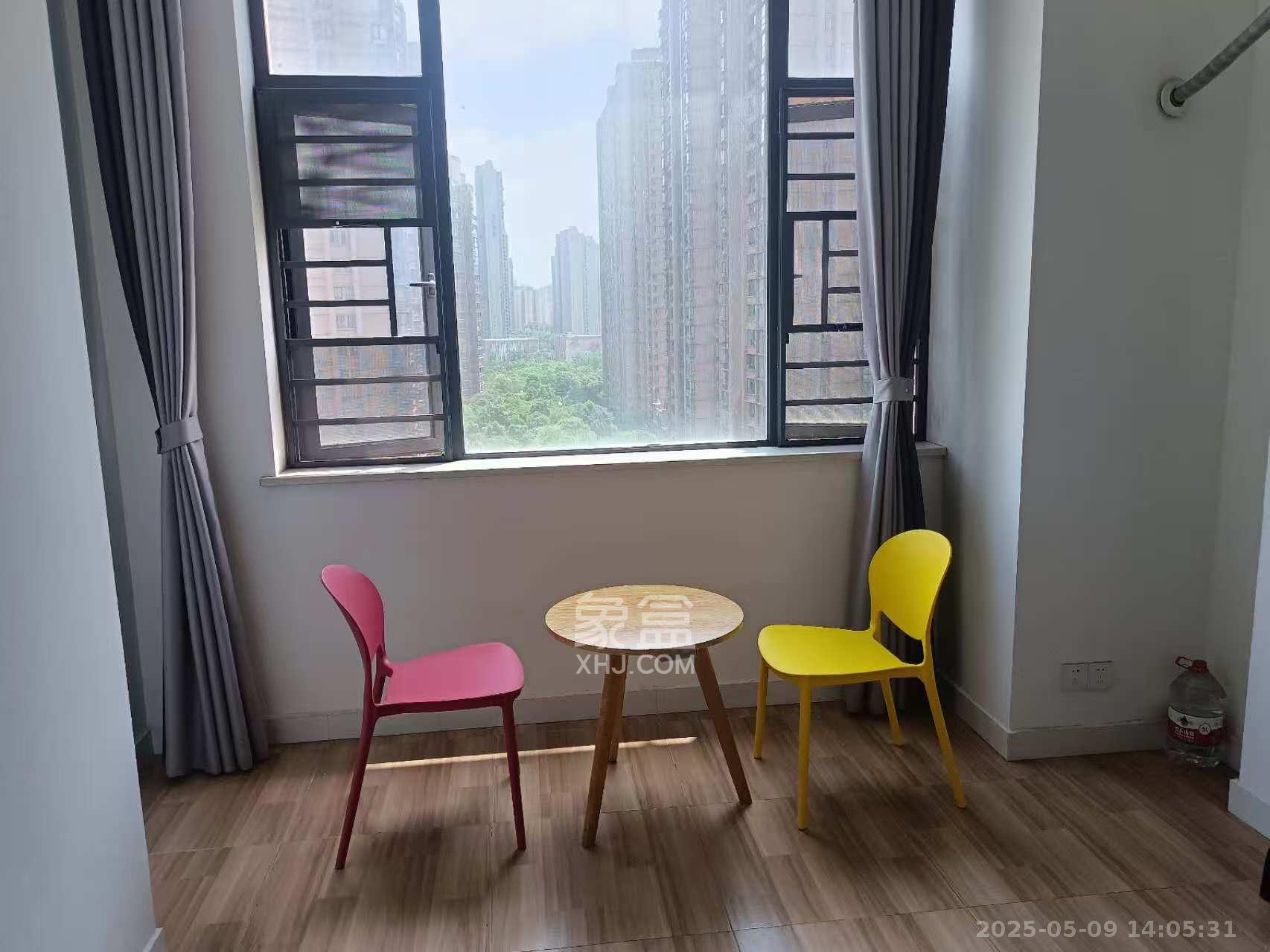 明大佳园  1室1厅1卫    1600.0元/月室内图