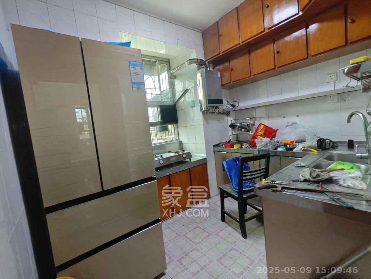 韵景商居  2室2厅1卫   1800.00元/月室内图