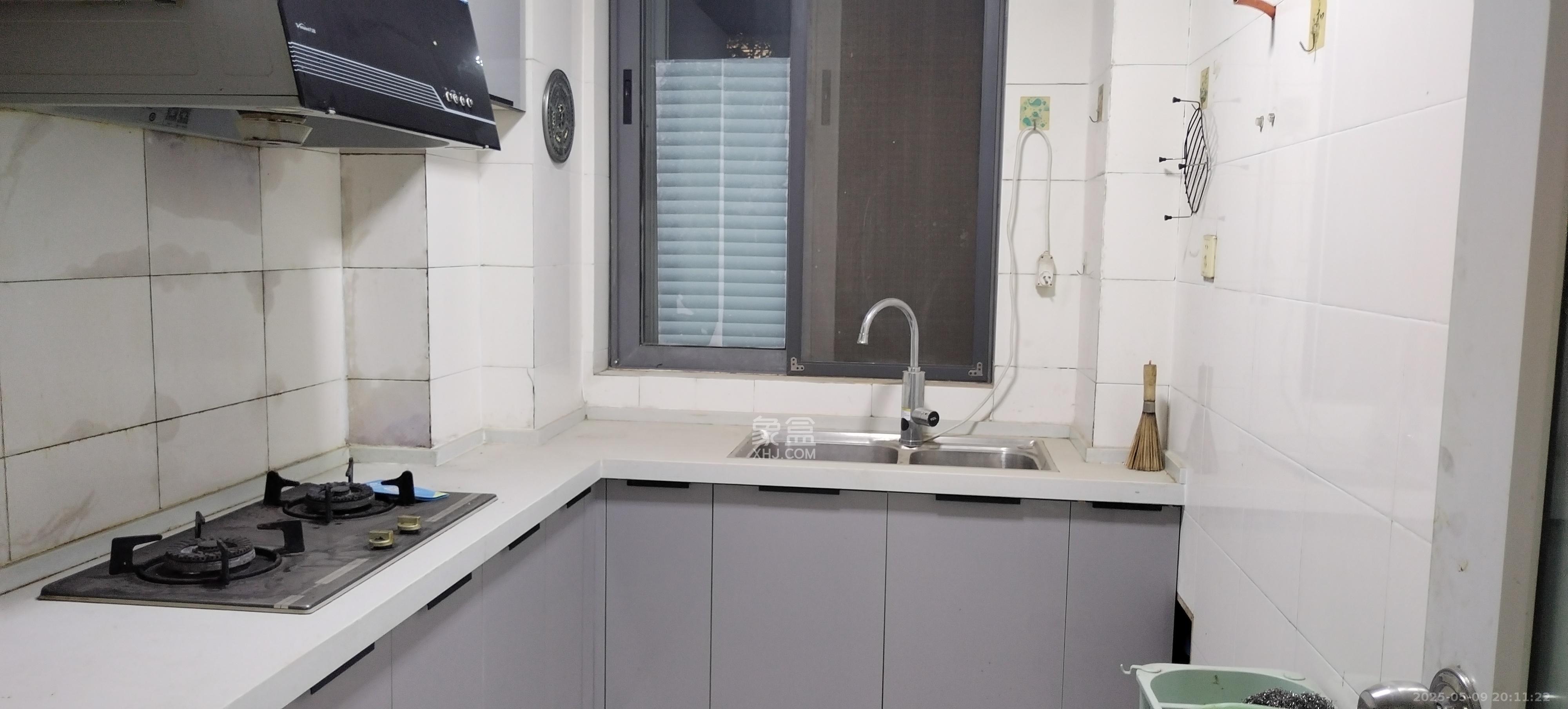 上海城小区 1室2厅0卫 1800.0元/月 上海城小区 1室2厅0卫 1800.0元/月室内图