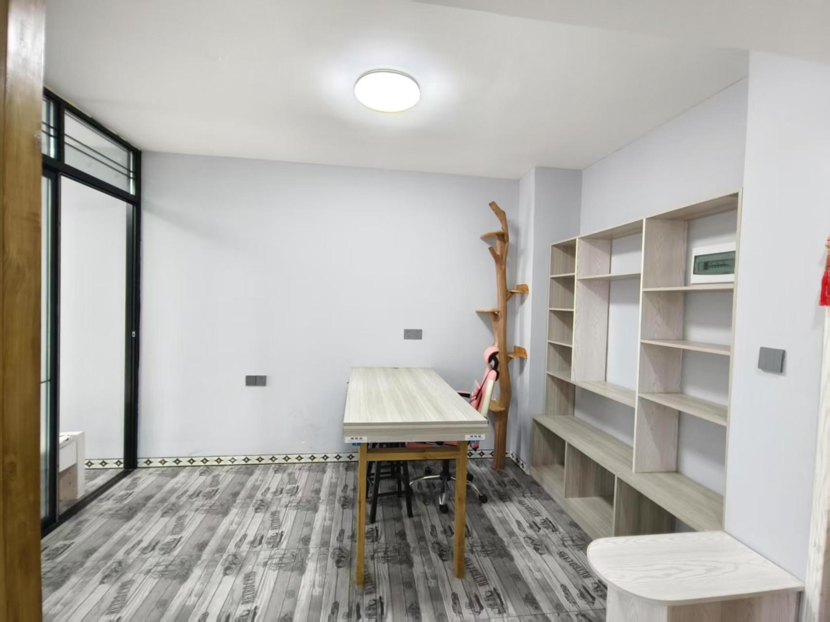 星海名都 1室0厅0卫 35.8万 星海名都 1室0厅0卫 35.8万客厅