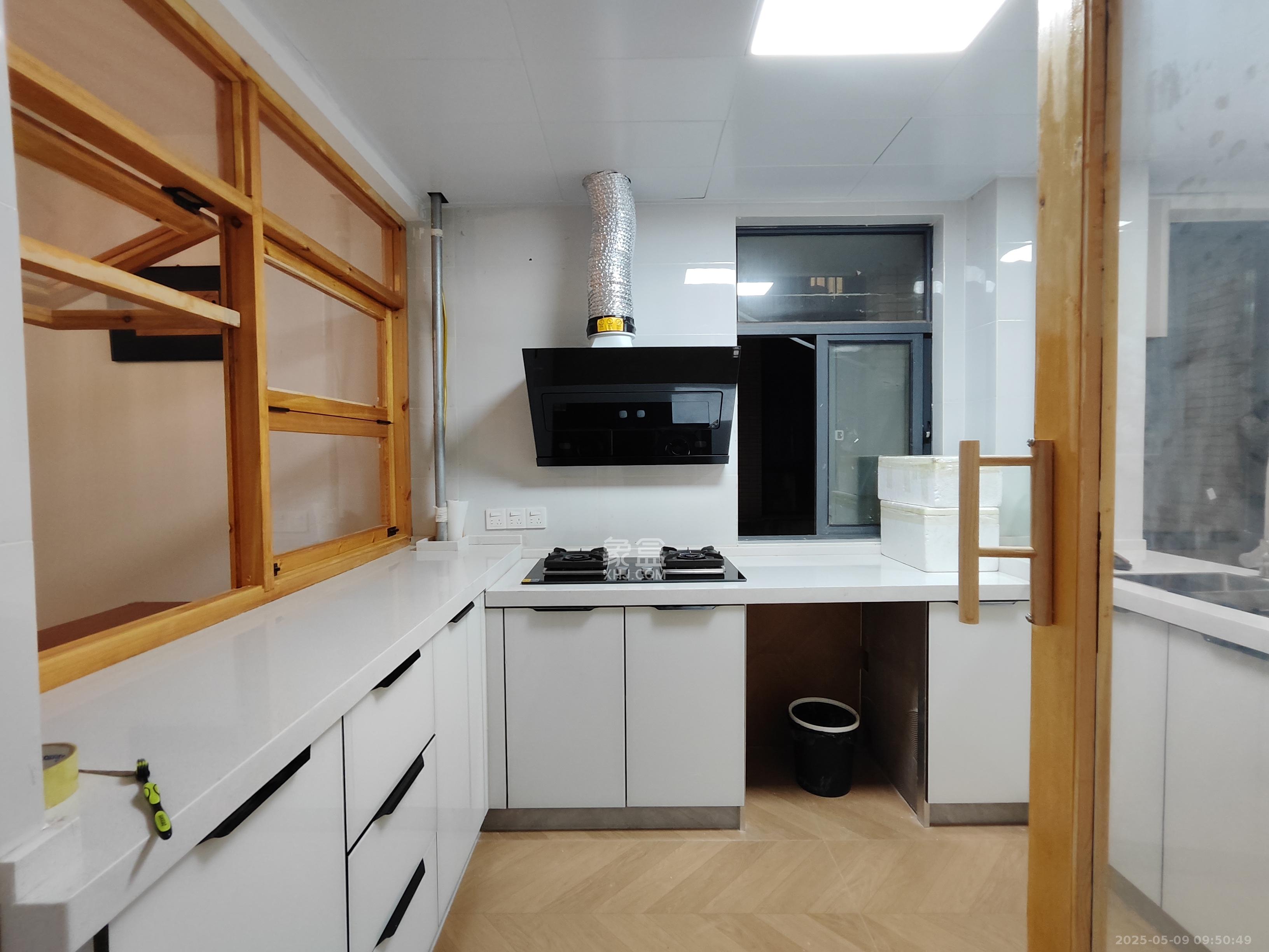 五矿紫湖香醍 2室2厅1卫 2300.0元/月 五矿紫湖香醍 2室2厅1卫 2300.0元/月室内图