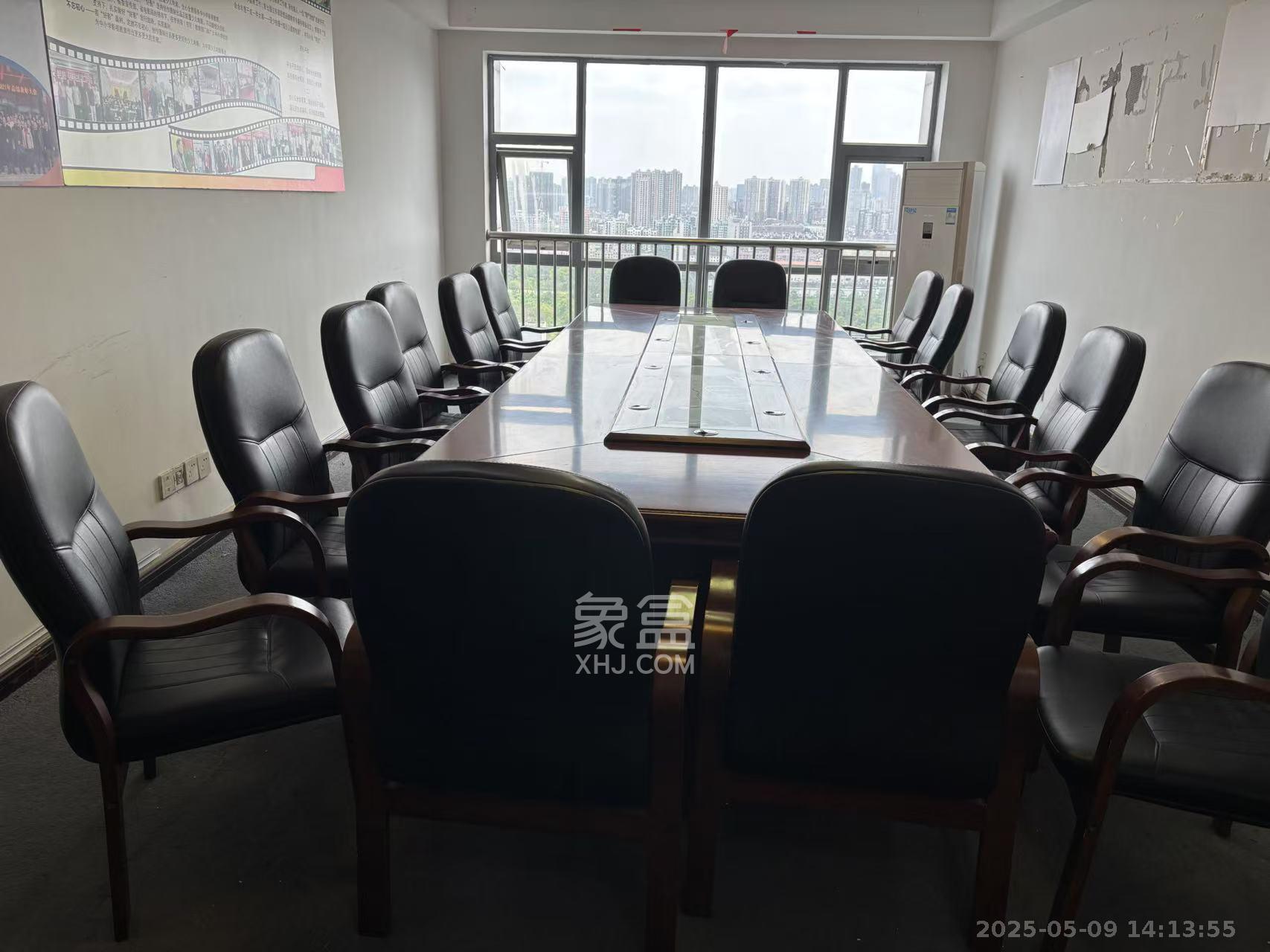 人瑞潇湘国际 1室1厅1卫 9200.0元/月 人瑞潇湘国际 1室1厅1卫 9200.0元/月室内图