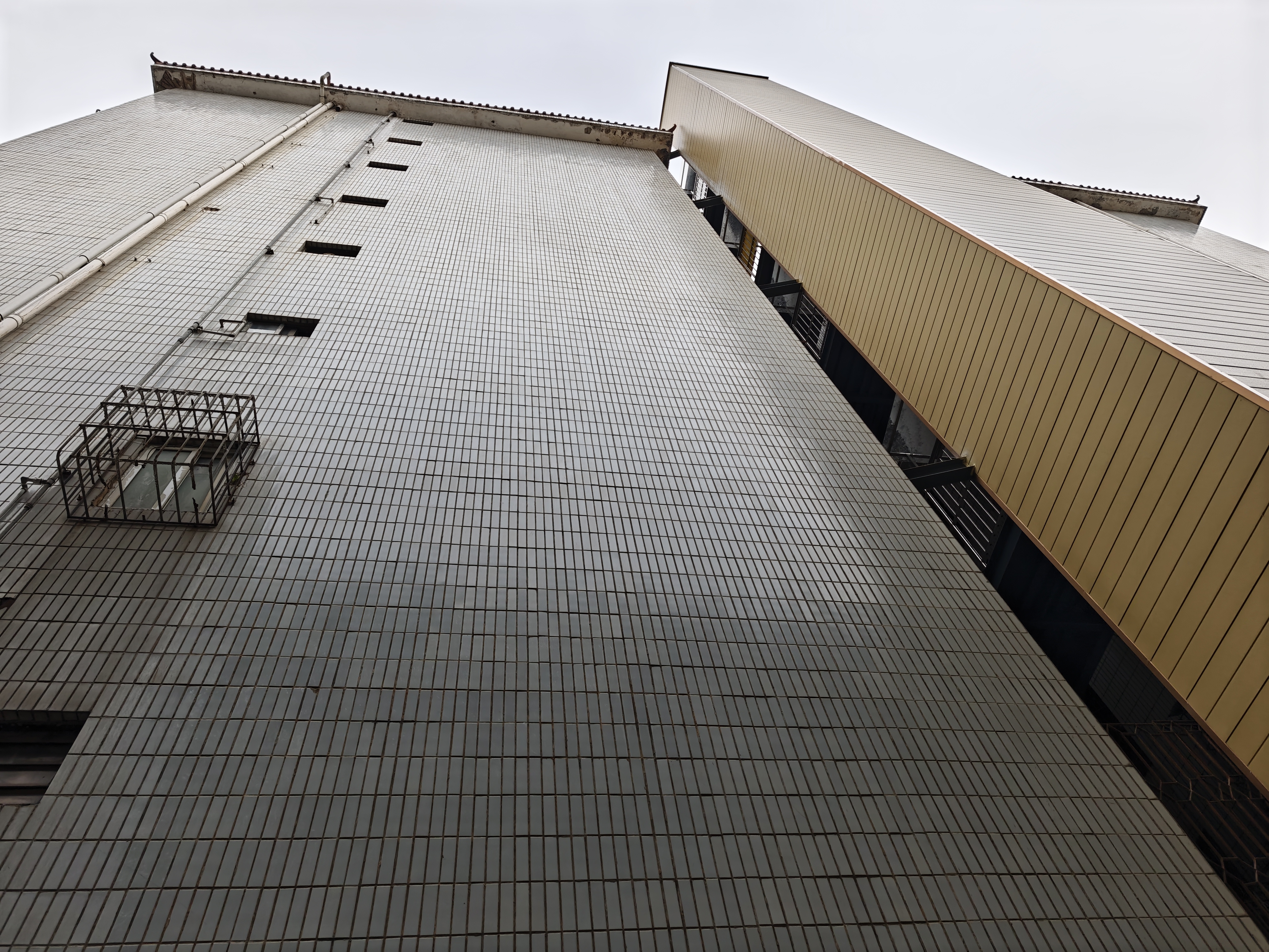凤翔山庄  3室2厅1卫   1700.00元/月户型图