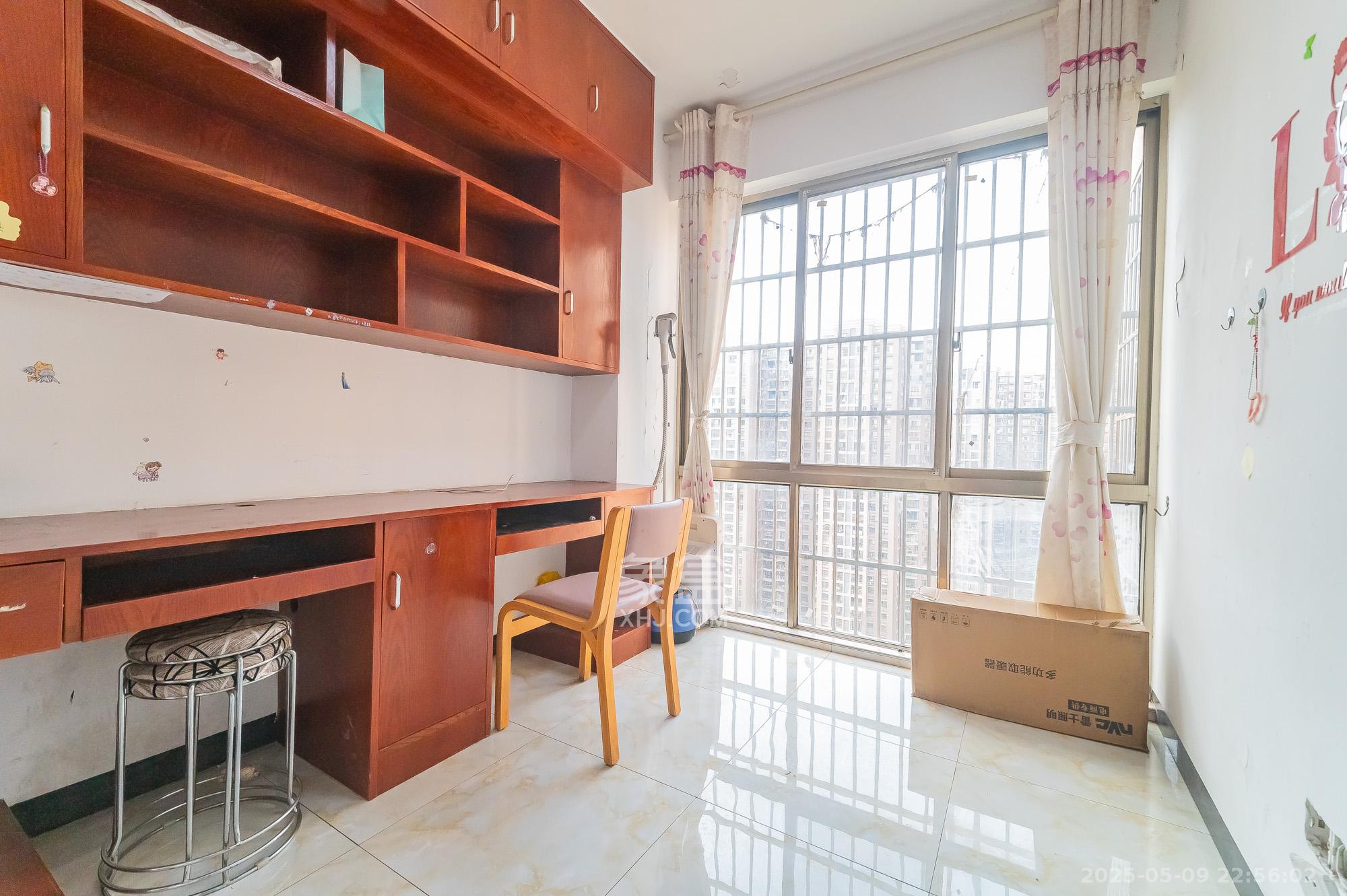 家和院 3室2厅1卫 79.8万 家和院 3室2厅1卫 79.8万卧室