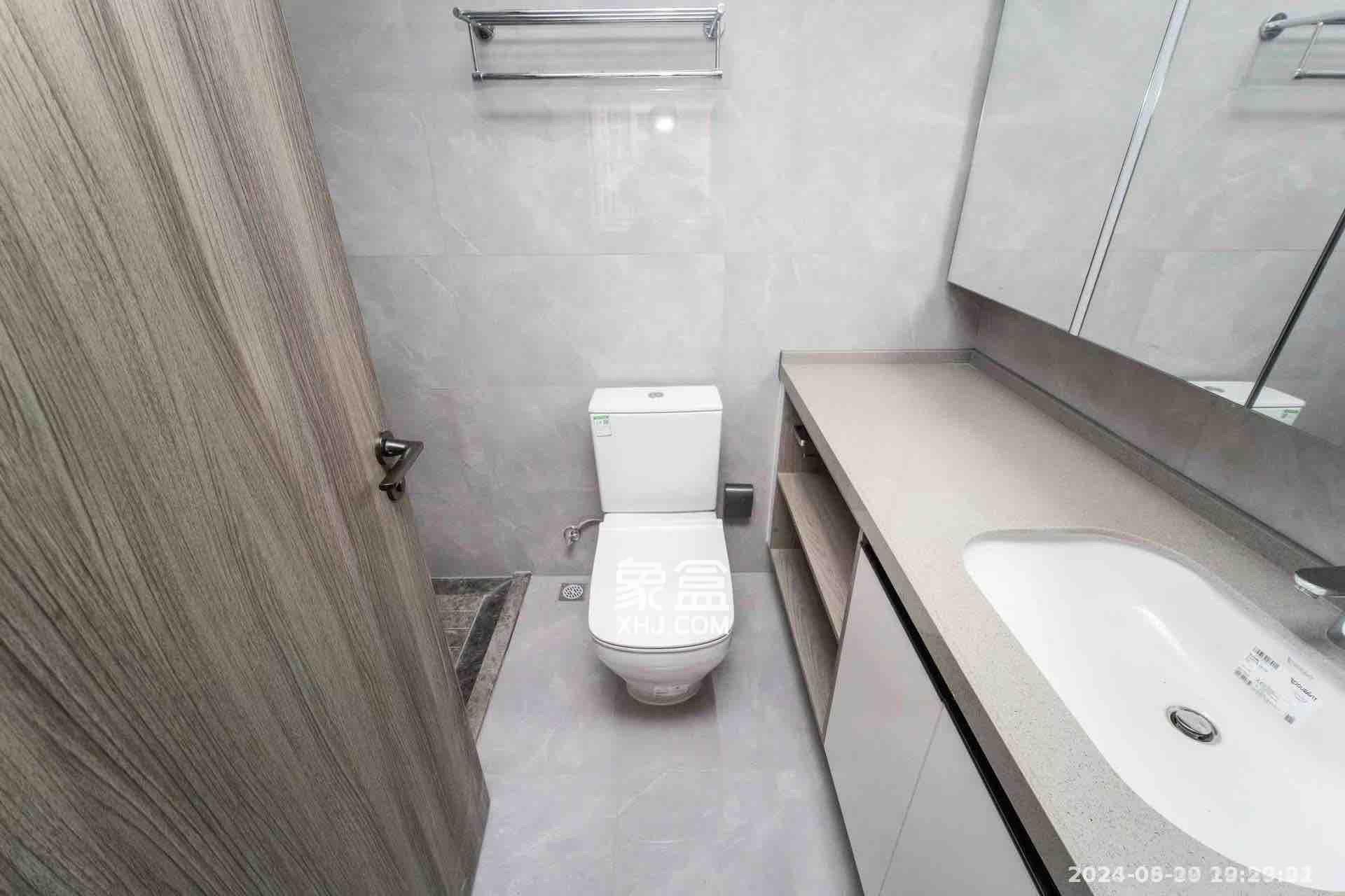 德奥悦东方  4室2厅2卫   3600.00元/月室内图