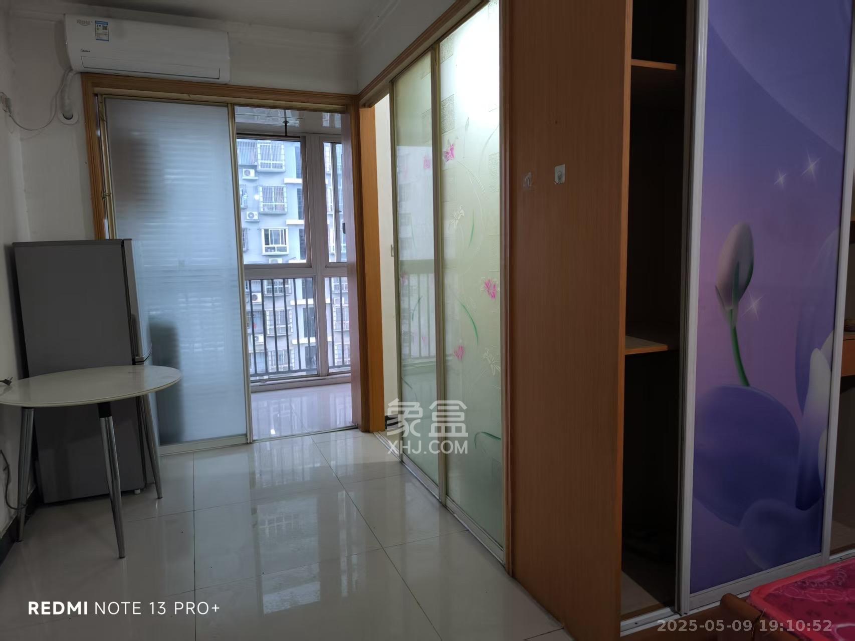 开源鑫景  1室1厅1卫   1200.00元/月室内图