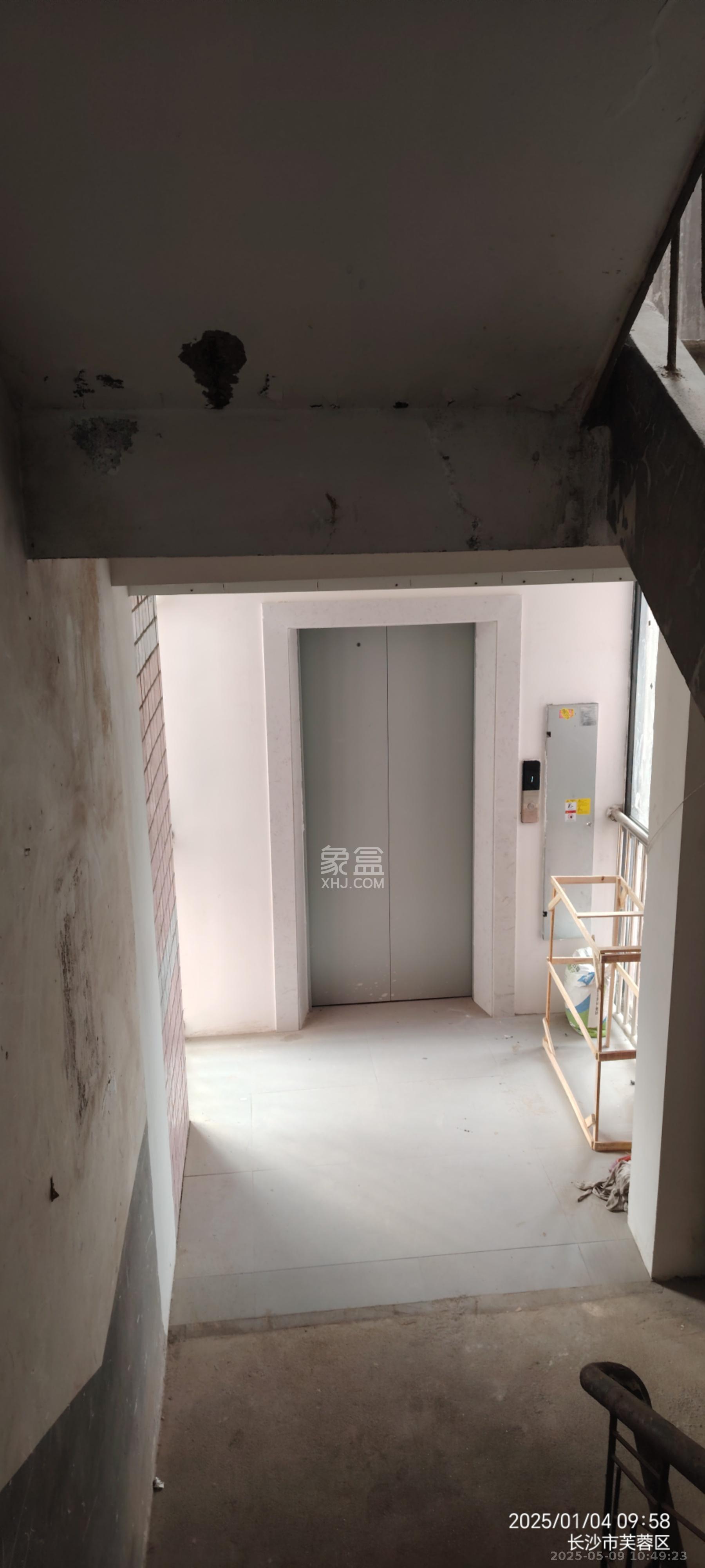 人民中路426号(天龙商住楼) 2室2厅1卫 1500.0元/月 人民中路426号(天龙商住楼) 2室2厅1卫 1500.0元/月室内图