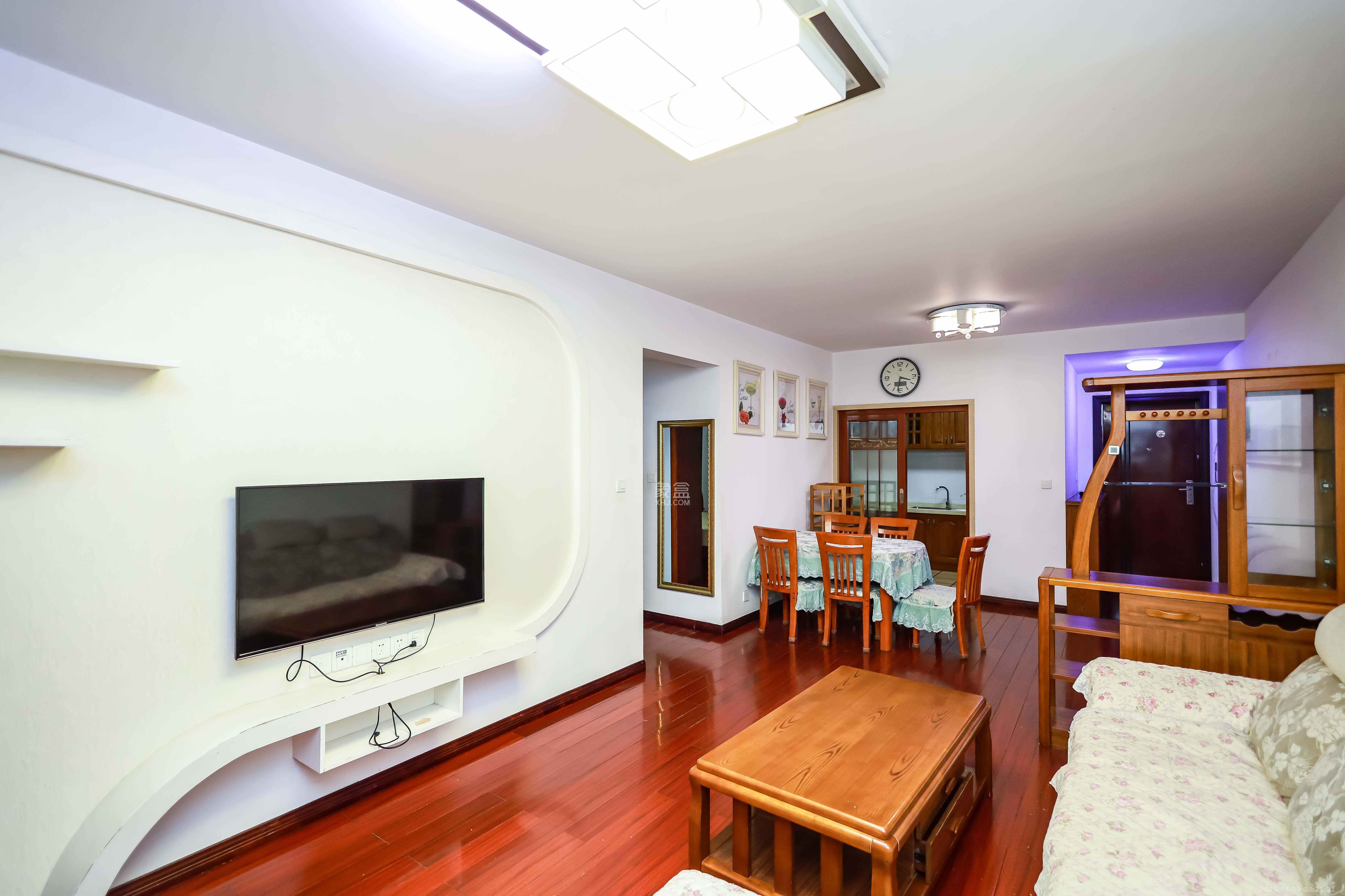 保利麓谷林语C区  3室2厅1卫    2600.0元/月 保利麓谷林语C区  3室2厅1卫    2600.0元/月室内图