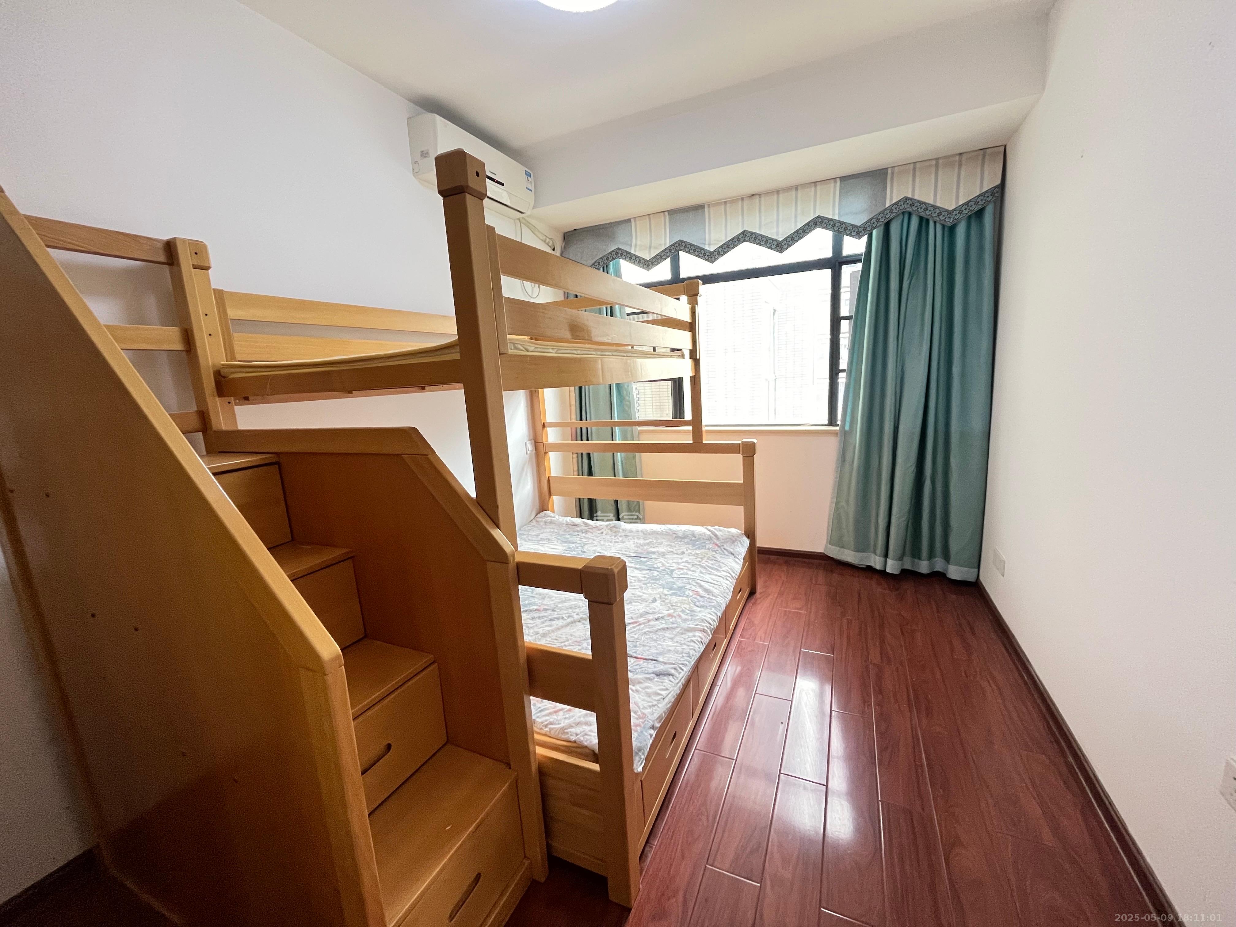 湘水熙园 4室2厅2卫 3500.0元/月 湘水熙园 4室2厅2卫 3500.0元/月室内图