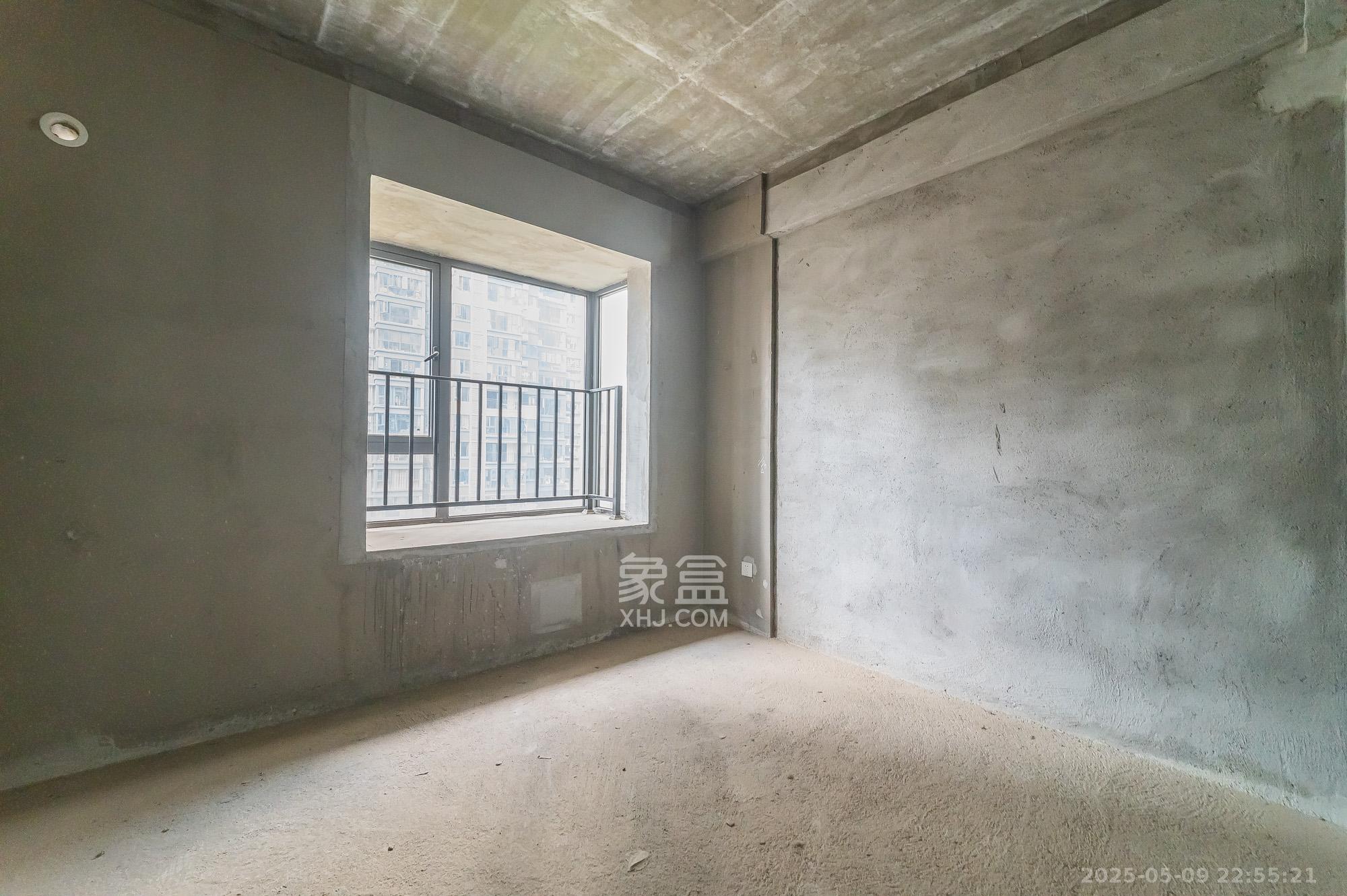 中建悦和城  4室2厅2卫   129.80万其他