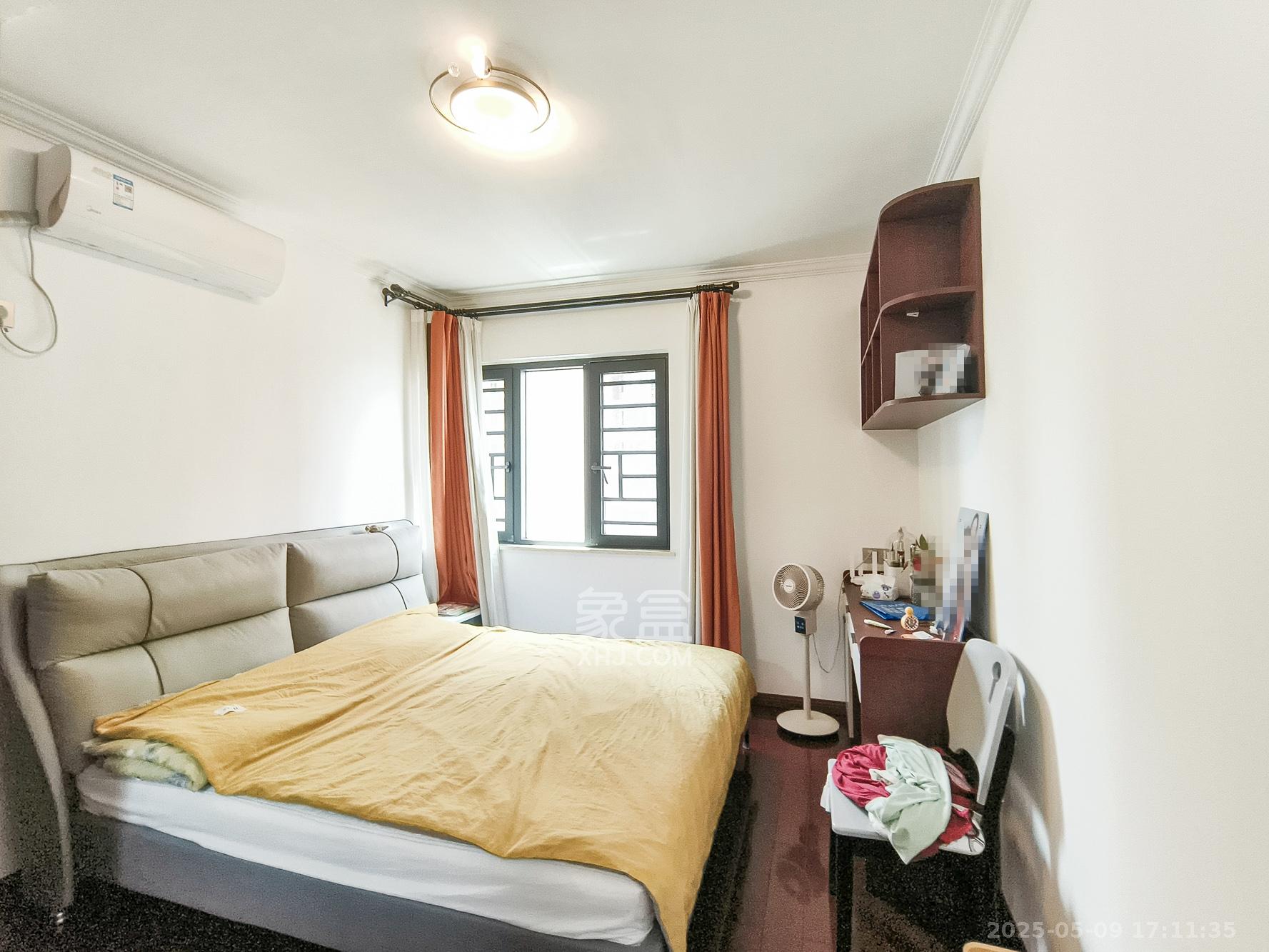 保利香槟国际  3室2厅2卫    95.0万 保利香槟国际  3室2厅2卫    95.0万卧室