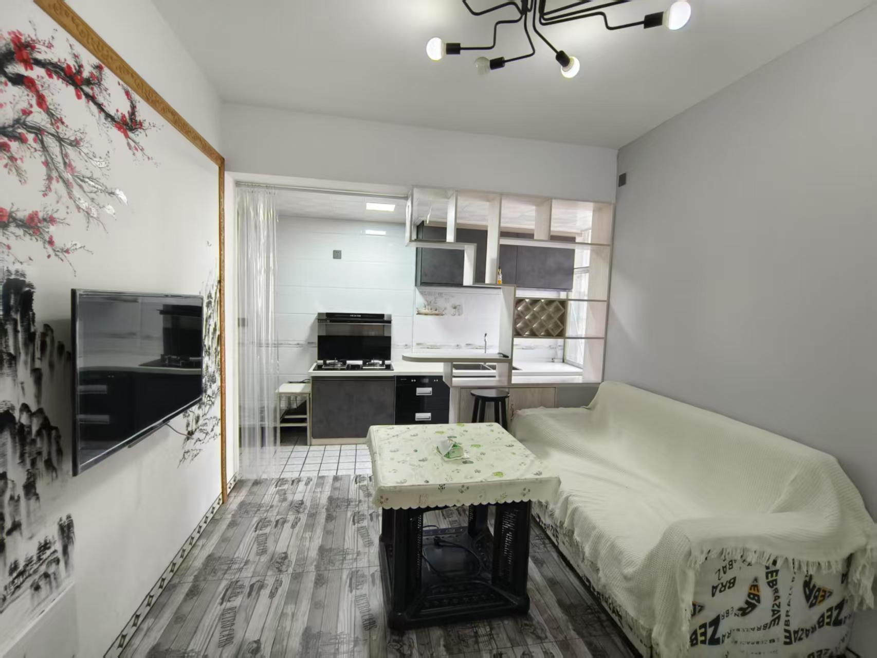 星海名都 1室0厅0卫 35.8万 星海名都 1室0厅0卫 35.8万客厅