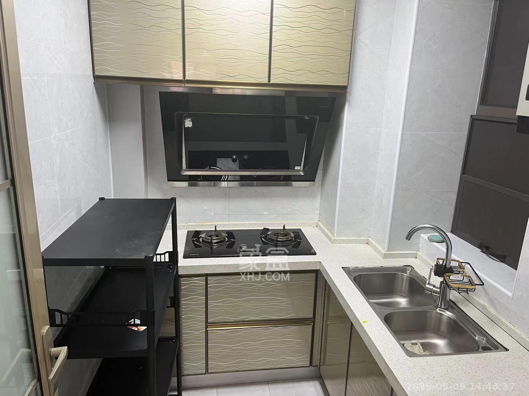 润屋美院  3室2厅1卫   2500.00元/月室内图