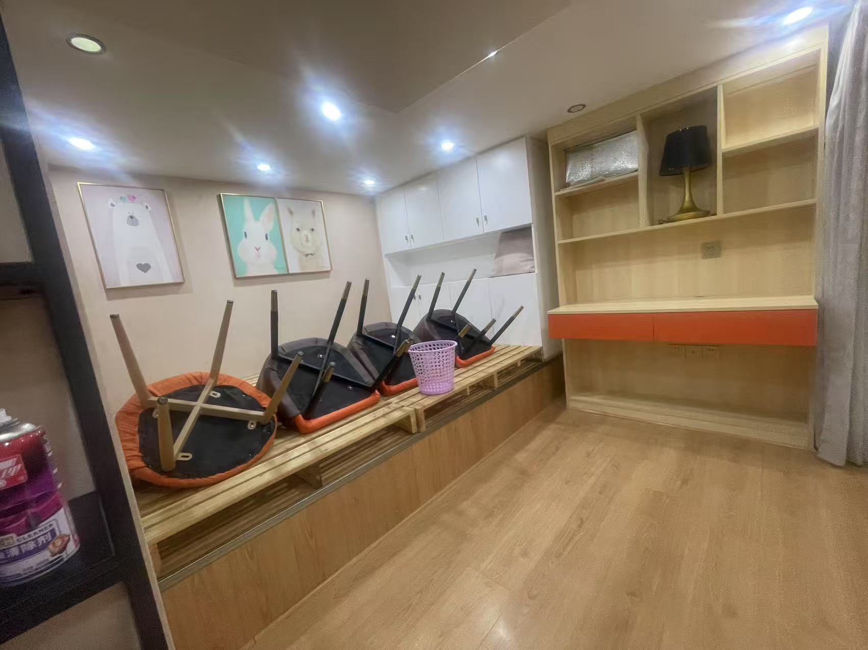 青春里 3室2厅2卫 1400.0元/月 青春里 3室2厅2卫 1400.0元/月室内图