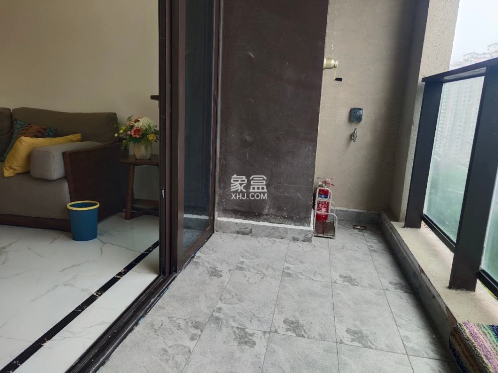 华润中心  4室2厅2卫   7000.00元/月室内图