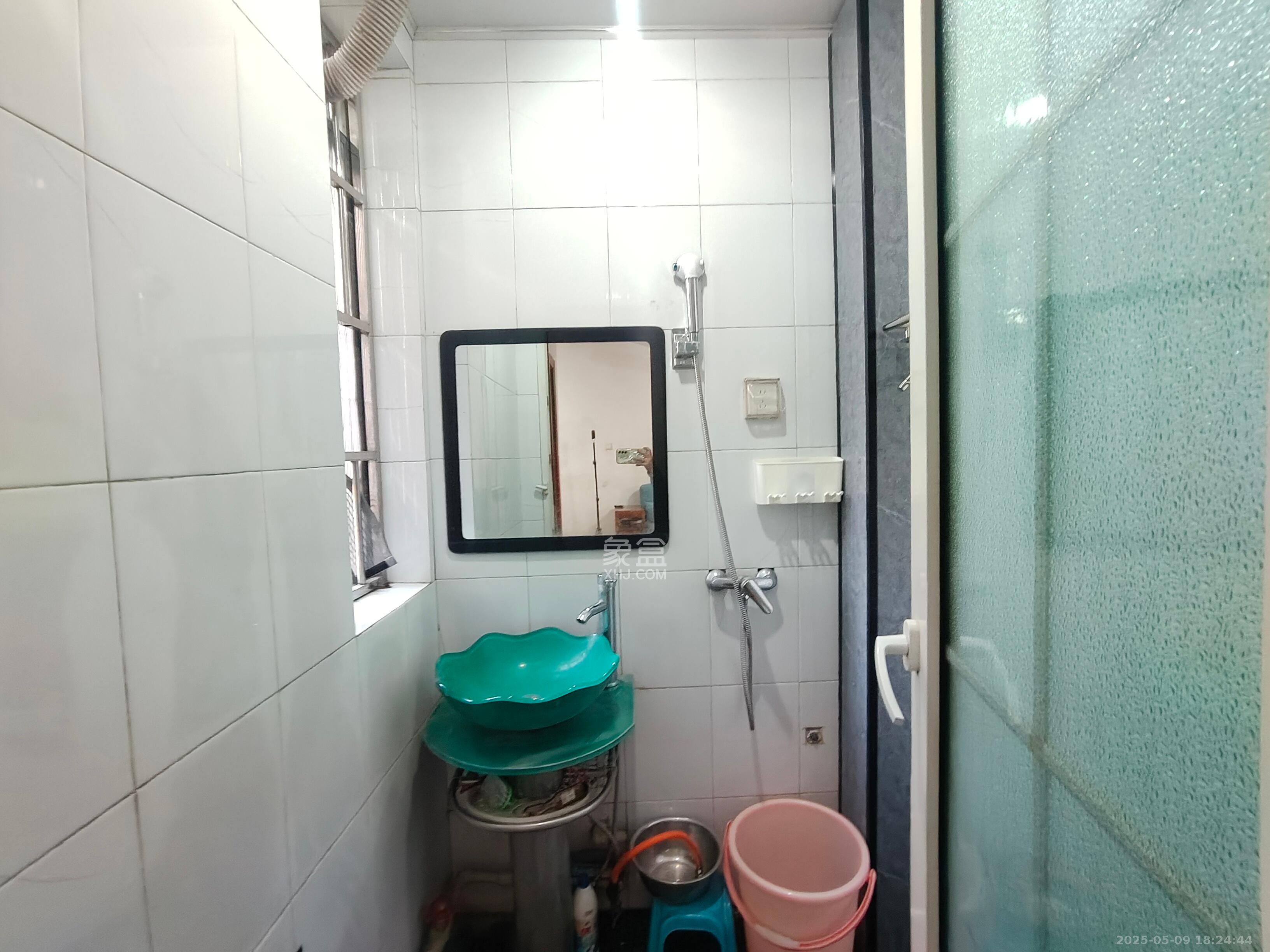 水木兰庭  1室1厅1卫   1200.00元/月室内图