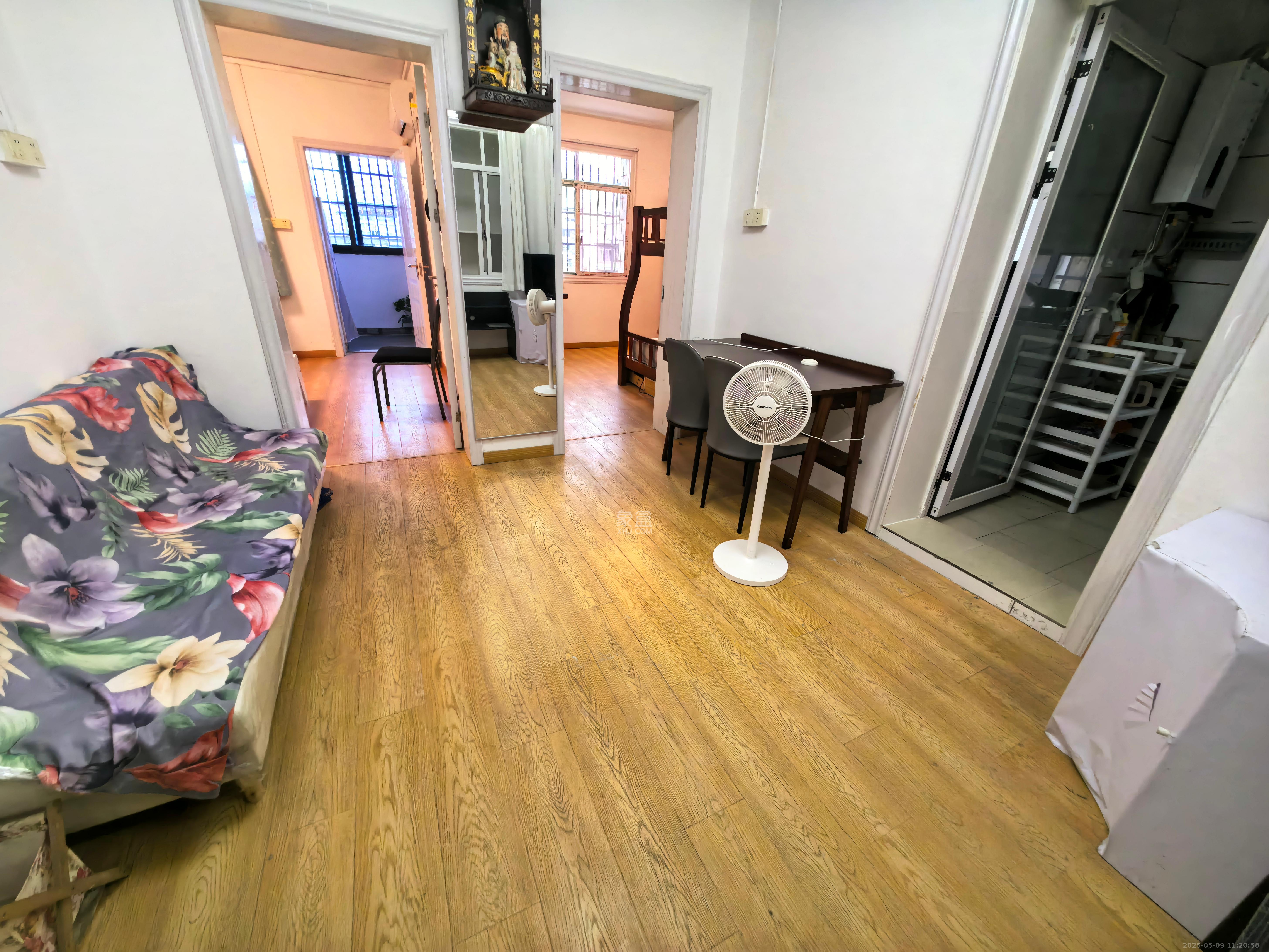 信达大厦  2室1厅1卫    2000.0元/月 信达大厦  2室1厅1卫    2000.0元/月