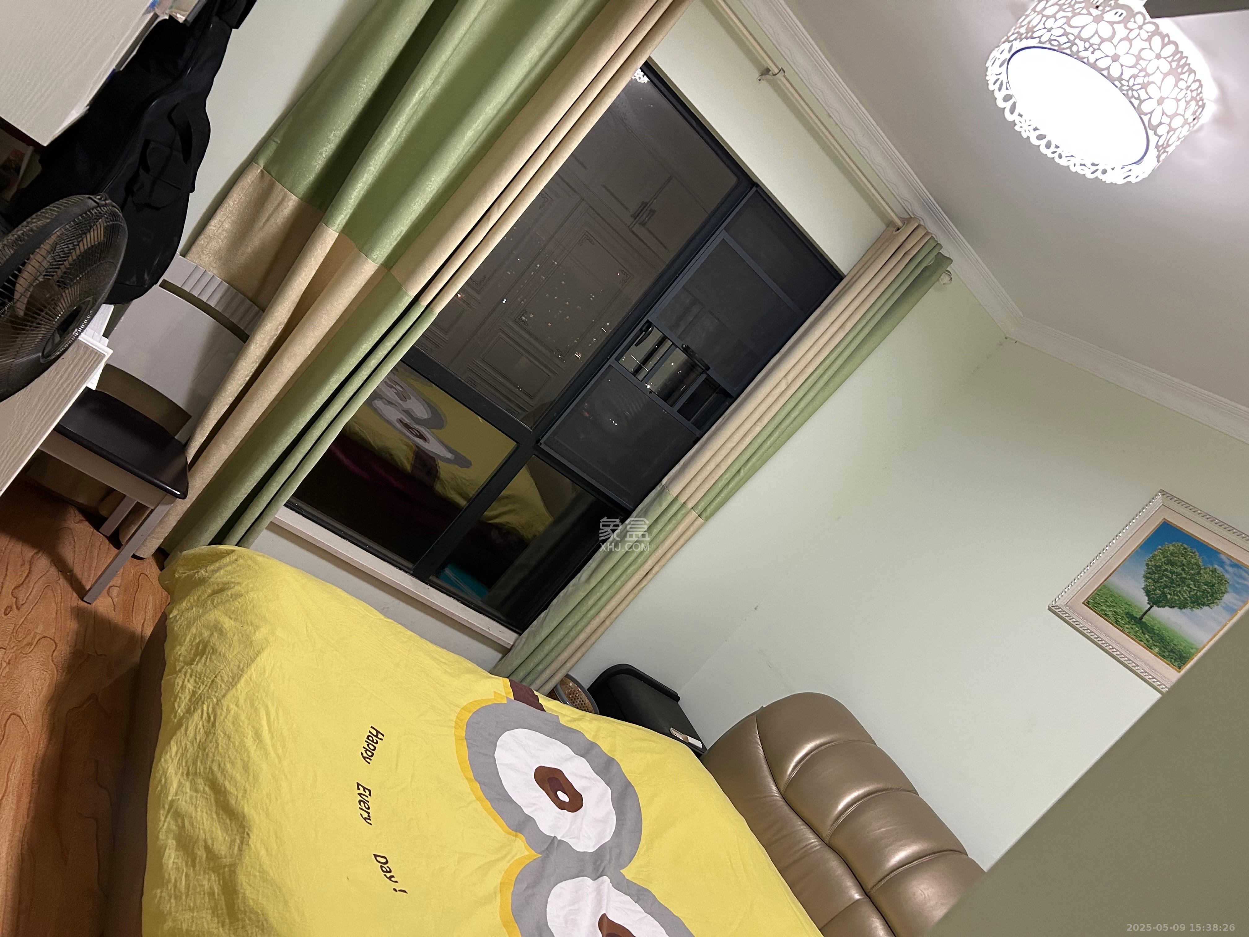 翡翠云天  3室2厅1卫   2500.00元/月室内图