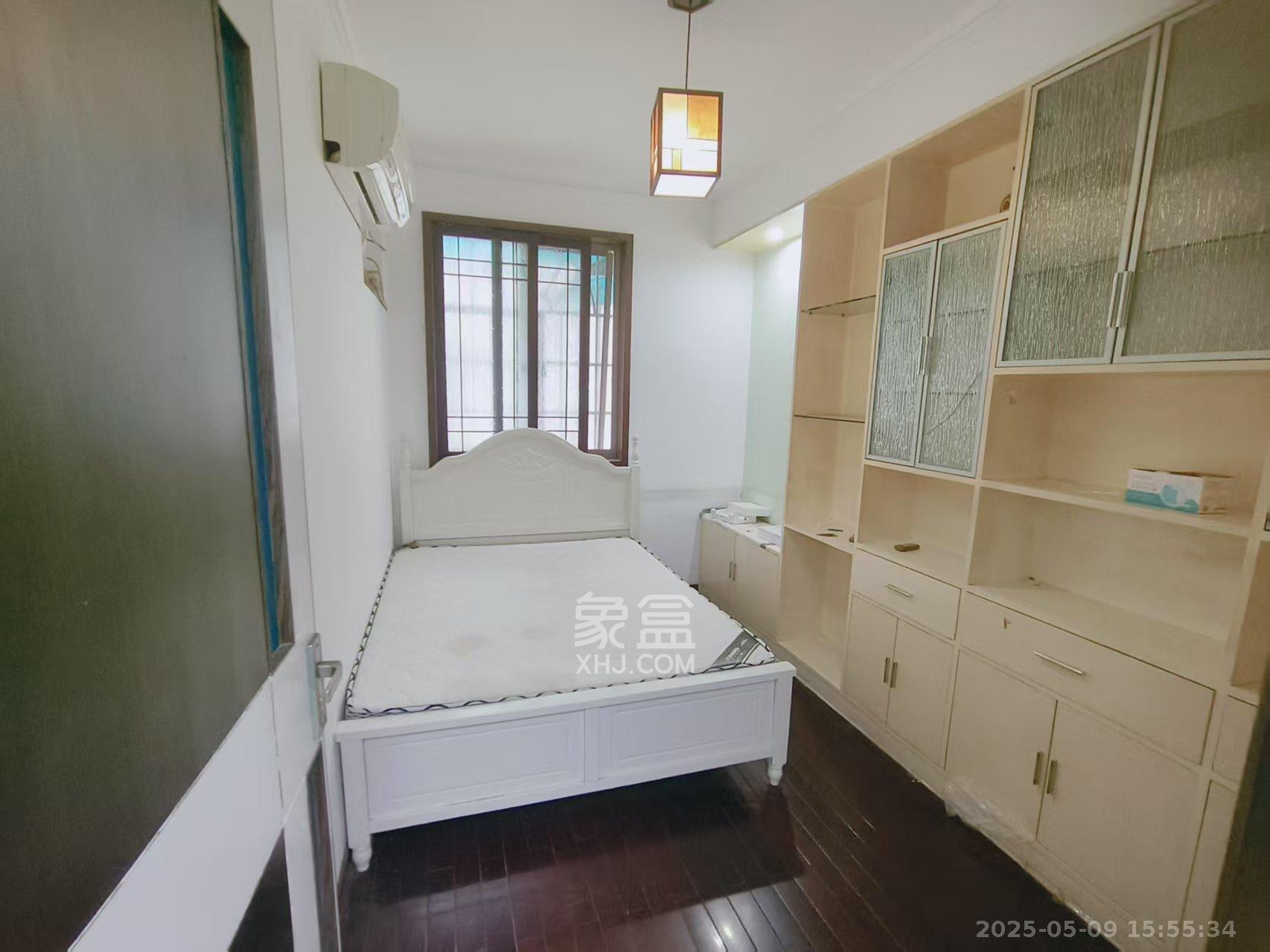 汇城花园  3室2厅2卫   3500.00元/月室内图