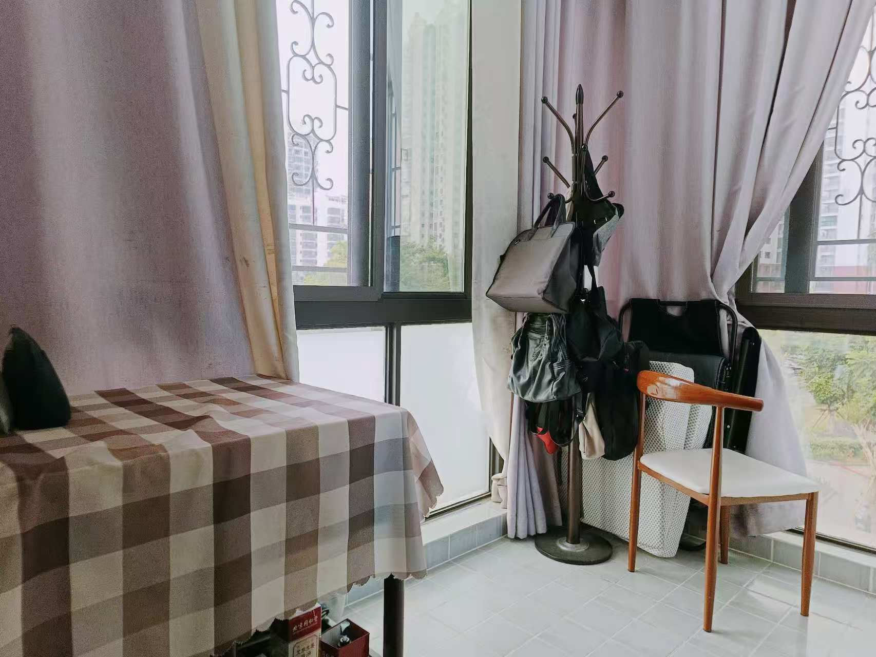 楠滨华庭  4室2厅2卫    198.0万 楠滨华庭  4室2厅2卫    198.0万室内图