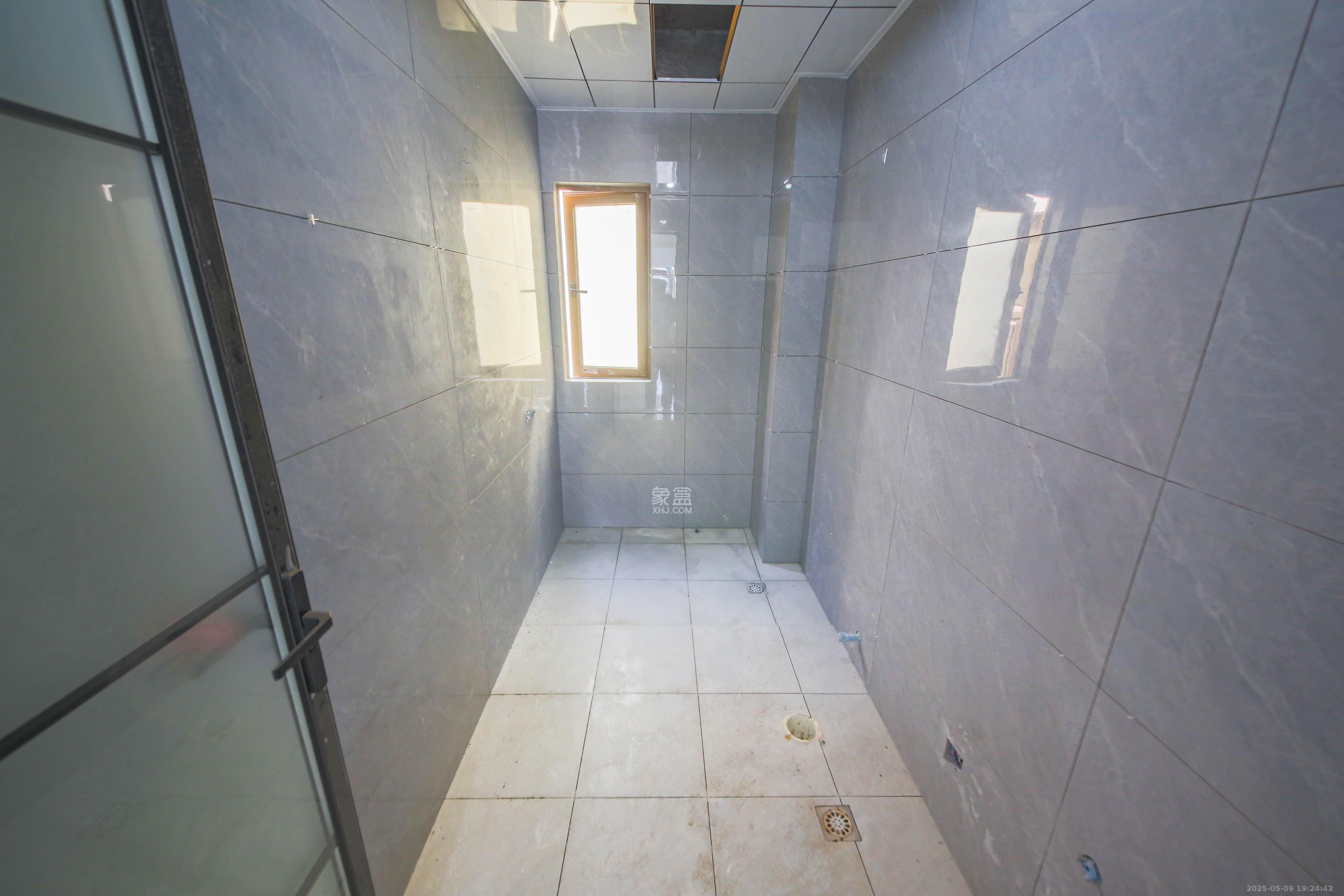 弘阳昕悦府 3室2厅1卫 118.8万 弘阳昕悦府 3室2厅1卫 118.8万卫生间