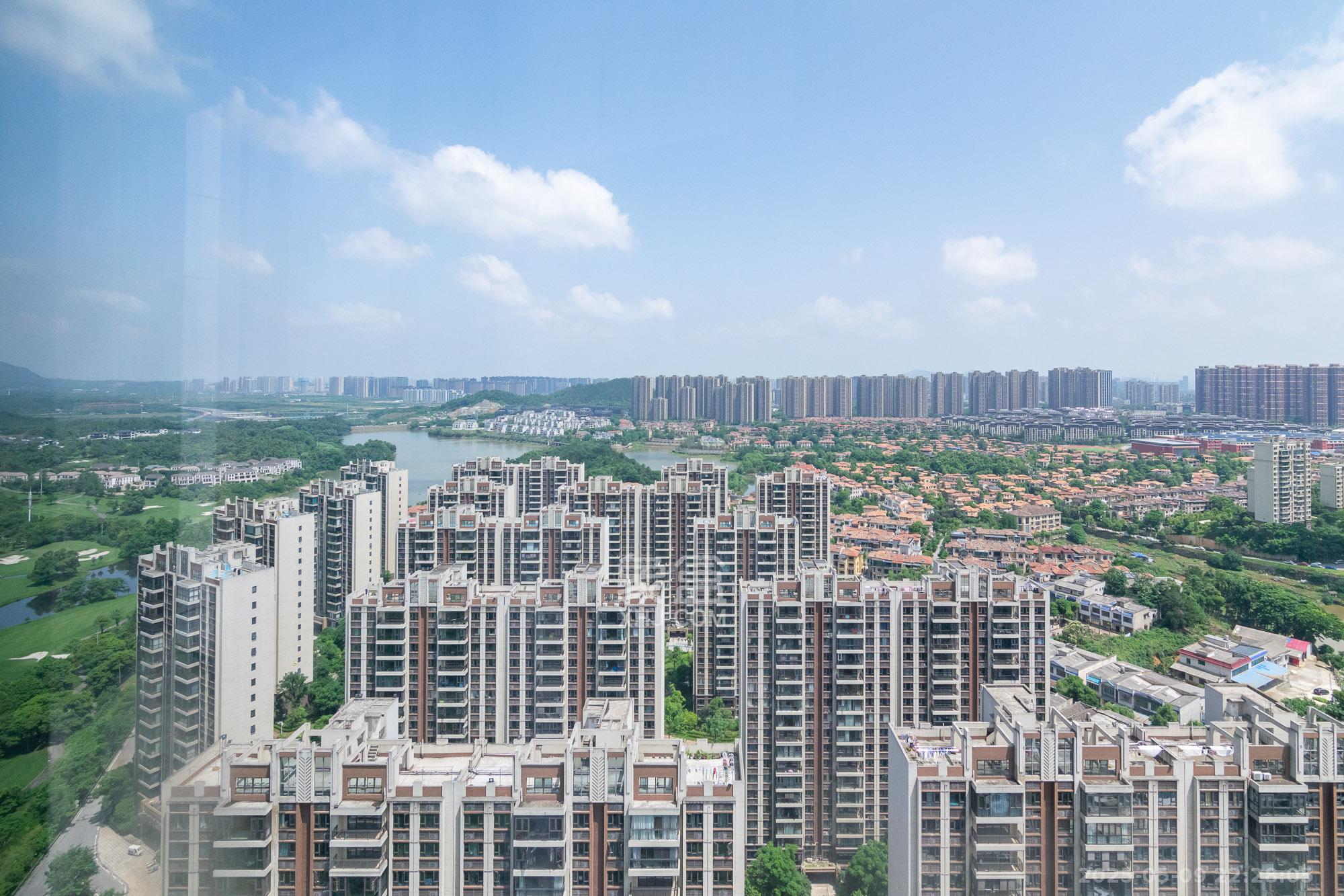 碧桂园高尔夫花园 4室2厅2卫 125.0万 碧桂园高尔夫花园 4室2厅2卫 125.0万其他