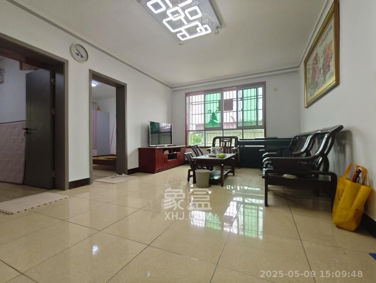 韵景商居  2室2厅1卫   1800.00元/月室内图