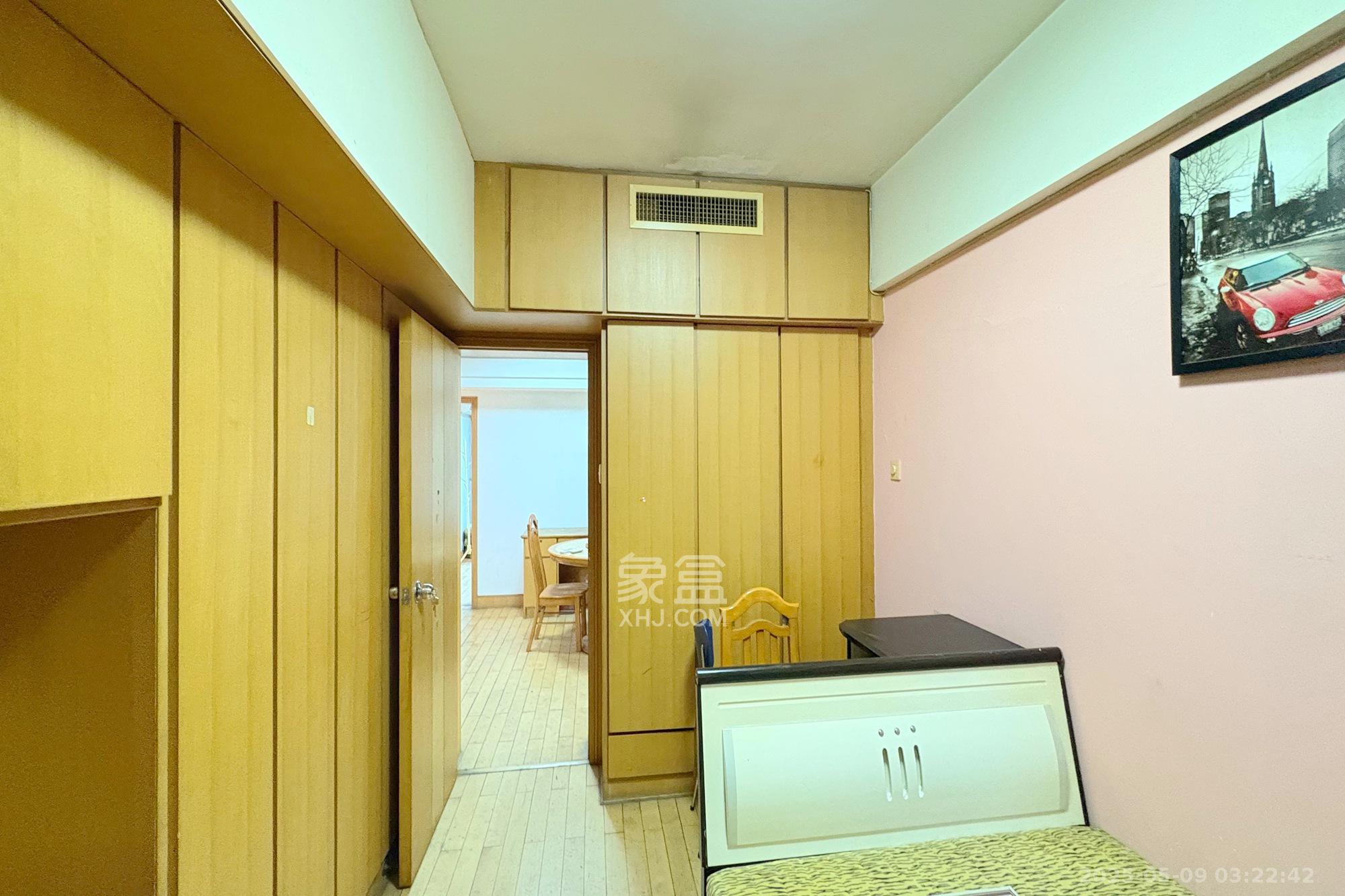 建工集團單位房  3室2廳1衛(wèi)   85.00萬