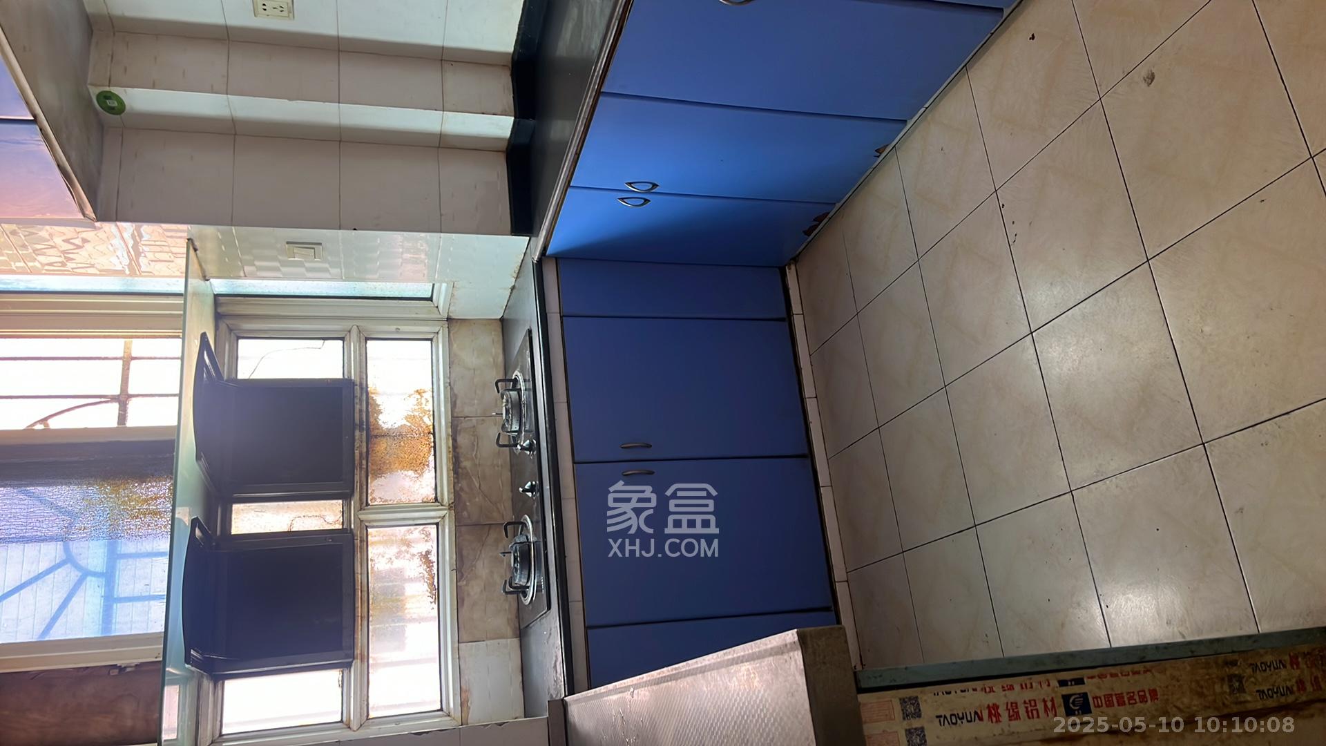 四方小区  3室2厅2卫   2200.00元/月室内图