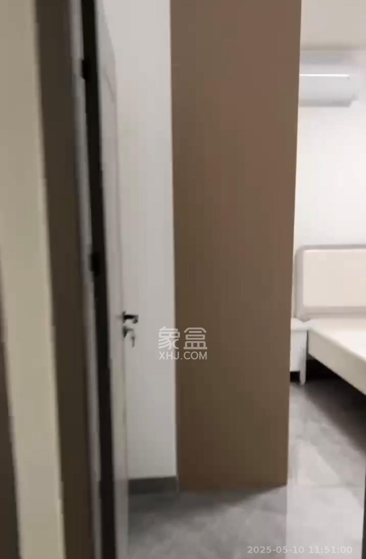 山水新城  2室2厅1卫    2000.0元/月室内图