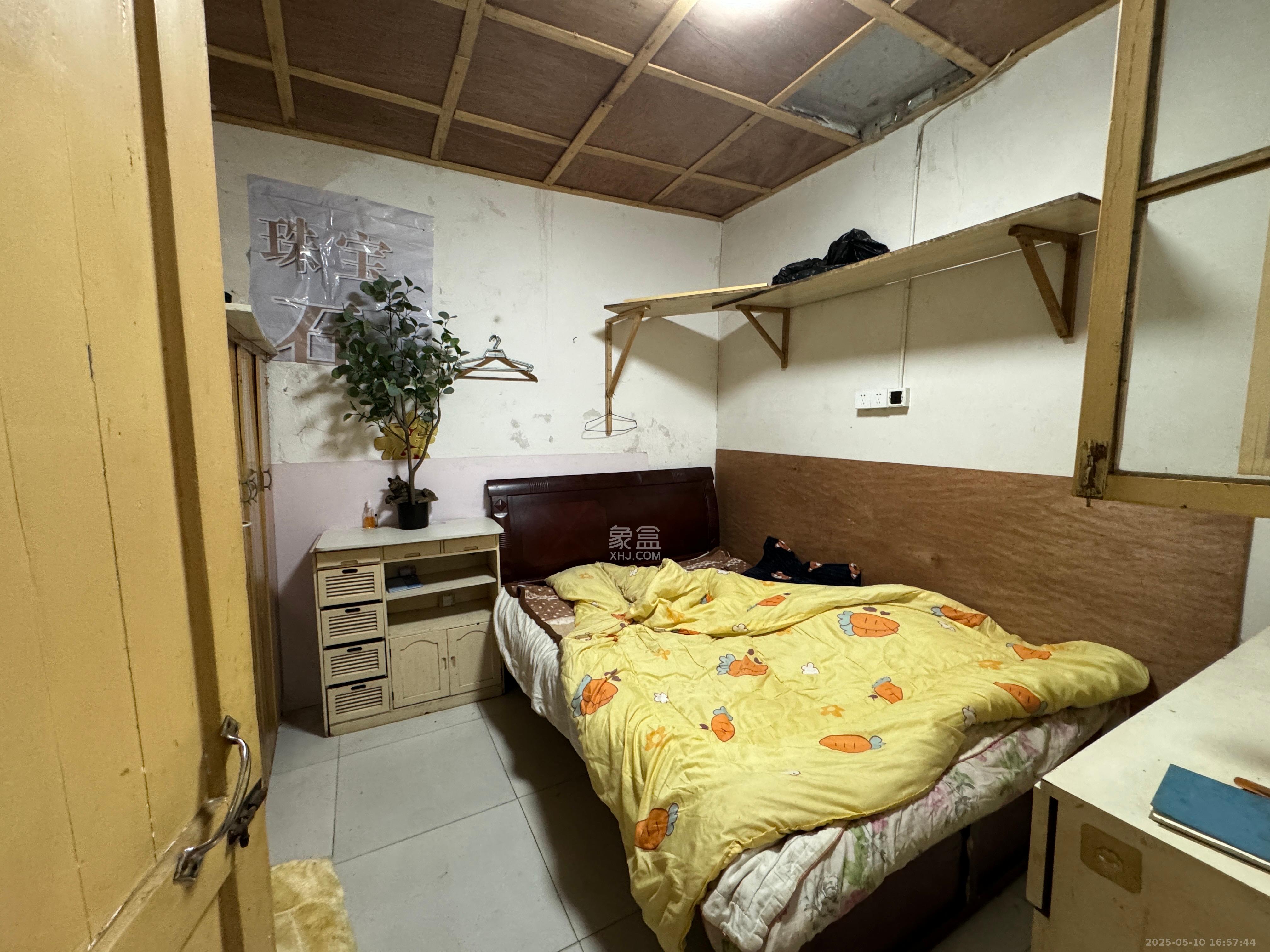 东牌楼街散盘  2室1厅1卫    1500.0元/月 东牌楼街散盘  2室1厅1卫    1500.0元/月室内图