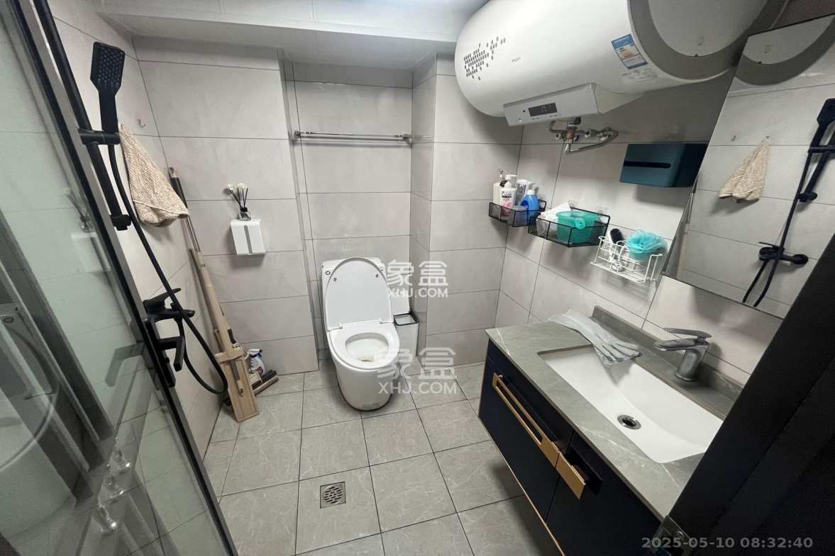 海利华宫大厦  1室1厅1卫    1700.0元/月 海利华宫大厦  1室1厅1卫    1700.0元/月室内图1